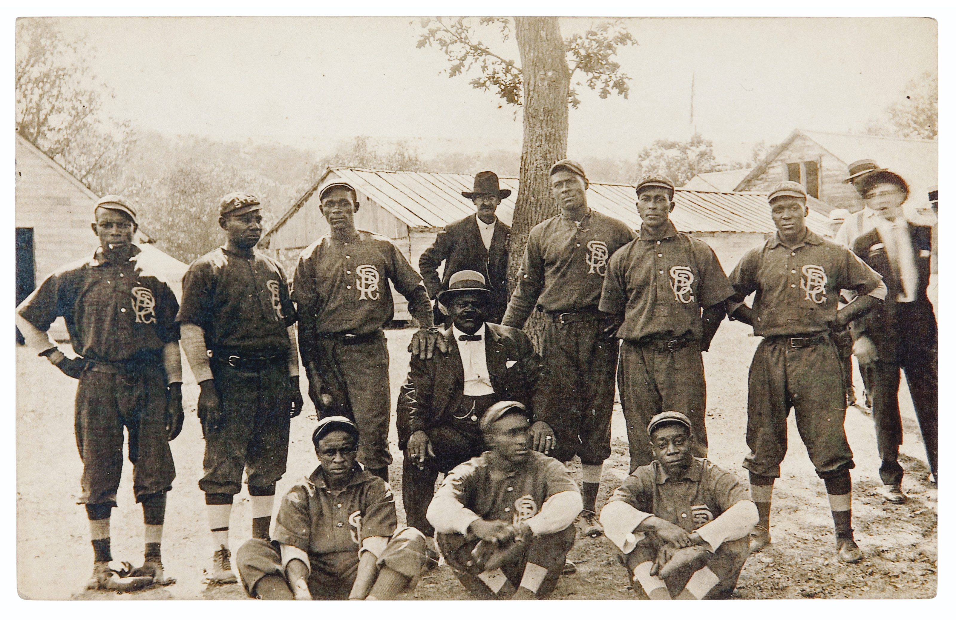 U.S.A Vintage Photo アメリカン ヴィンテージ 集合写真 EARLY 20TH CENTURY NEGRO LEAGUE POSTCARD, | Christie's