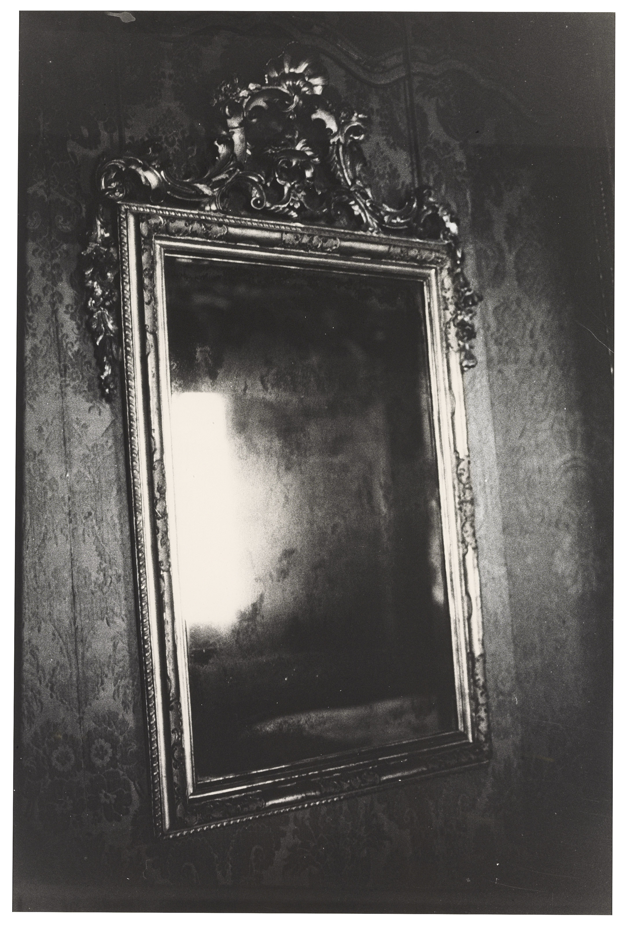 ZOE LEONARD (B. 1961), Mirror, Metropolitan Museum of Art | Christie's