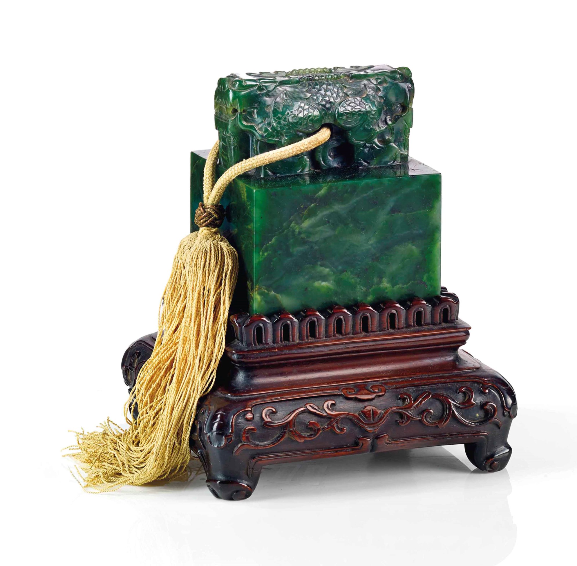 Vase Impérial Chinois En Jade Vert Sculpté à La Main - Avec Couvercle Et Motif Lion
