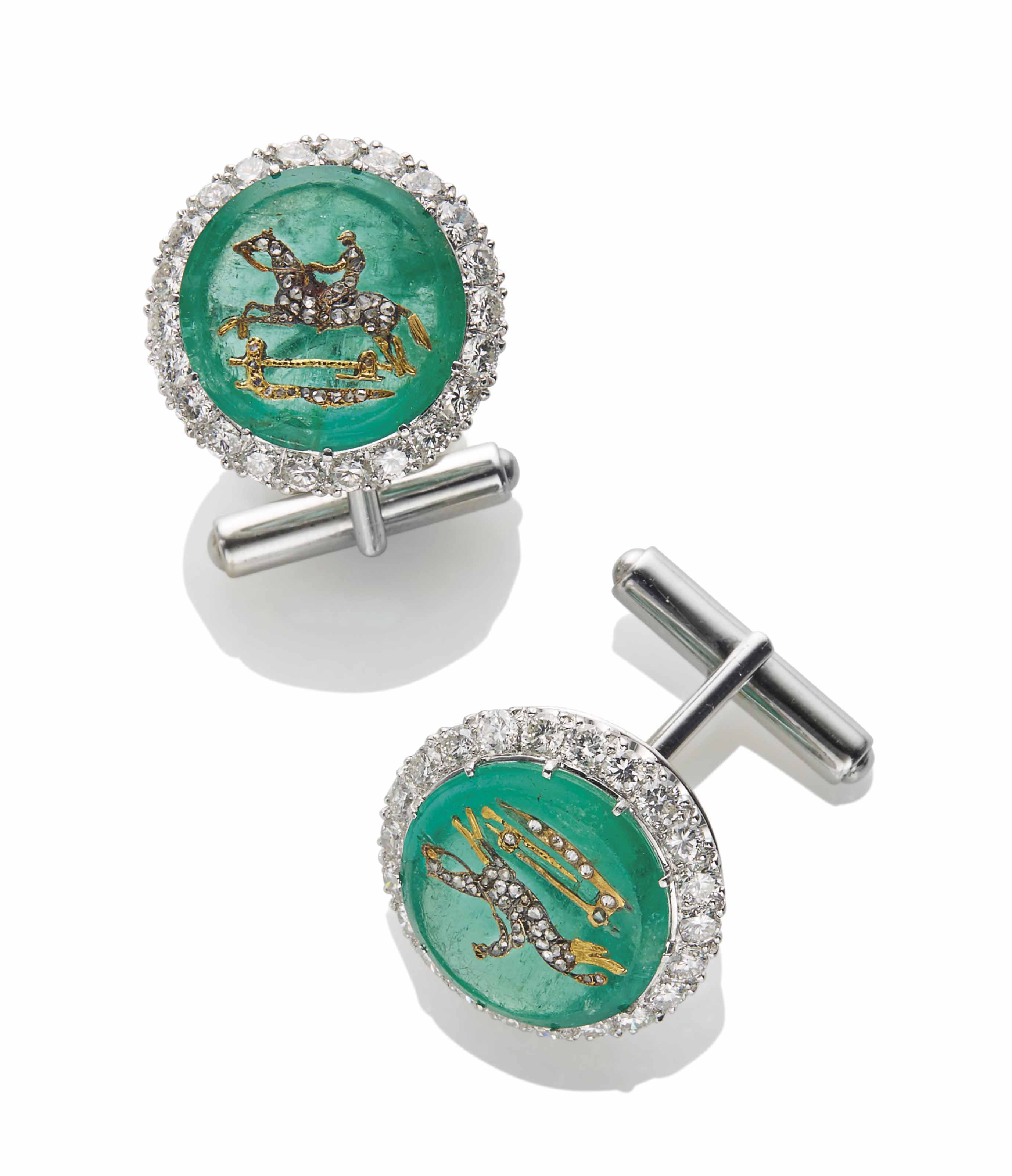 PAIRE DE BOUTONS DE MANCHETTES EMERAUDES ET DIAMANTS Christie's