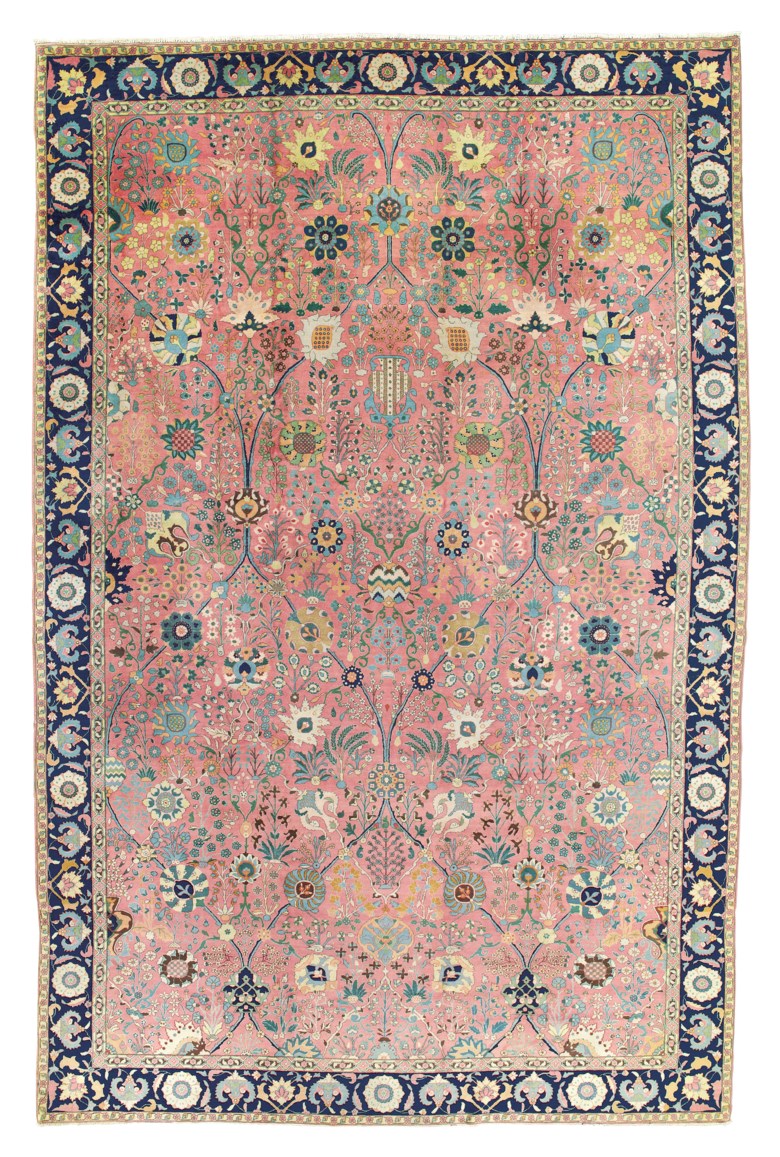 Un tappeto 'Petag' Tabriz, Persia nord-occidentale, circa 1930. 18 piedi 3 pollici x 11 piedi 10 pollici (557 cm x 362 cm). Venduto per £ 32.500 il 25 ottobre 2018 da Christie's a Londra