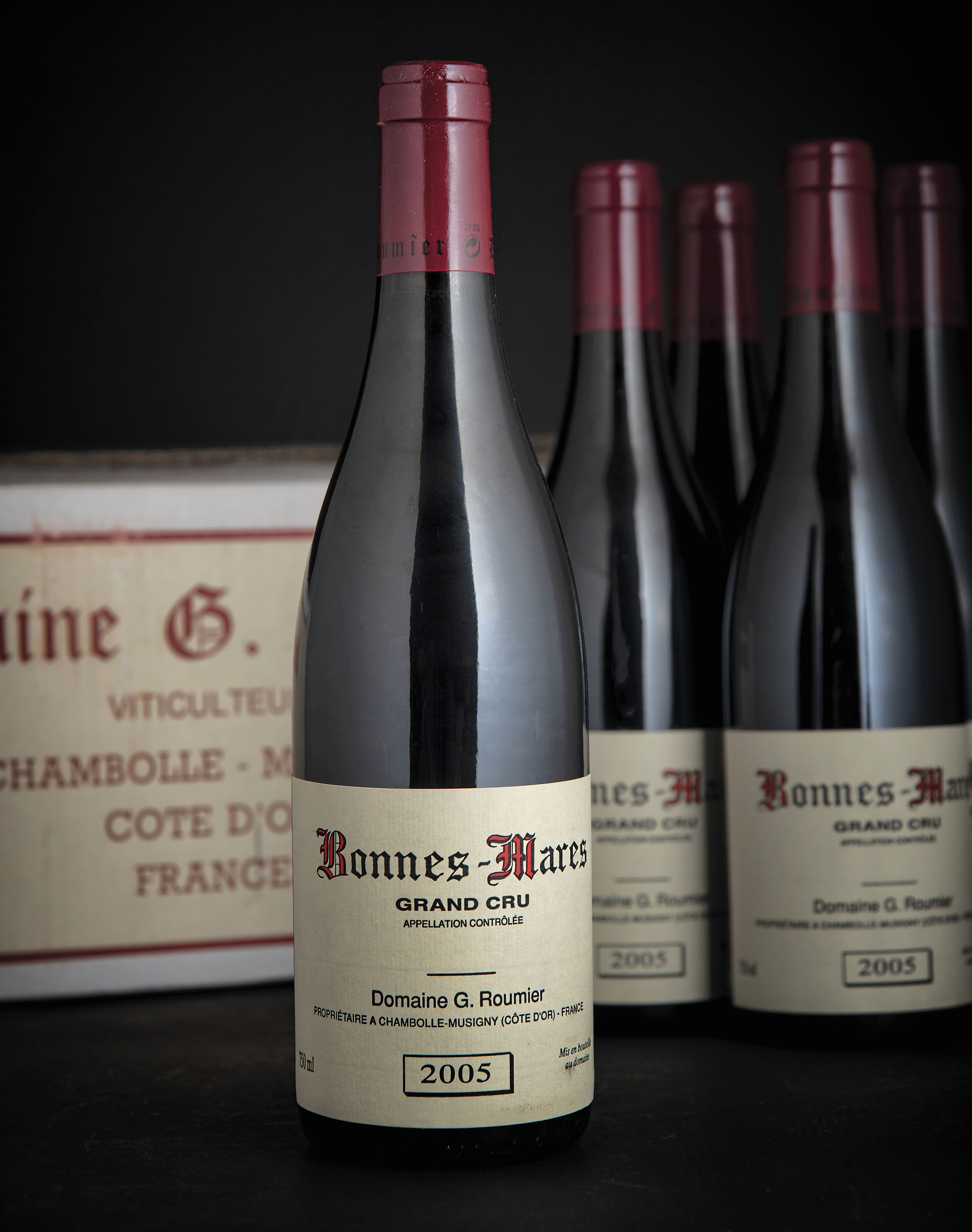 喬治‧胡米耶酒莊，Bonnes-Mares 2005，一組12瓶。2018年11月28至29日於佳士得倫敦售出，成交價28,800英鎊