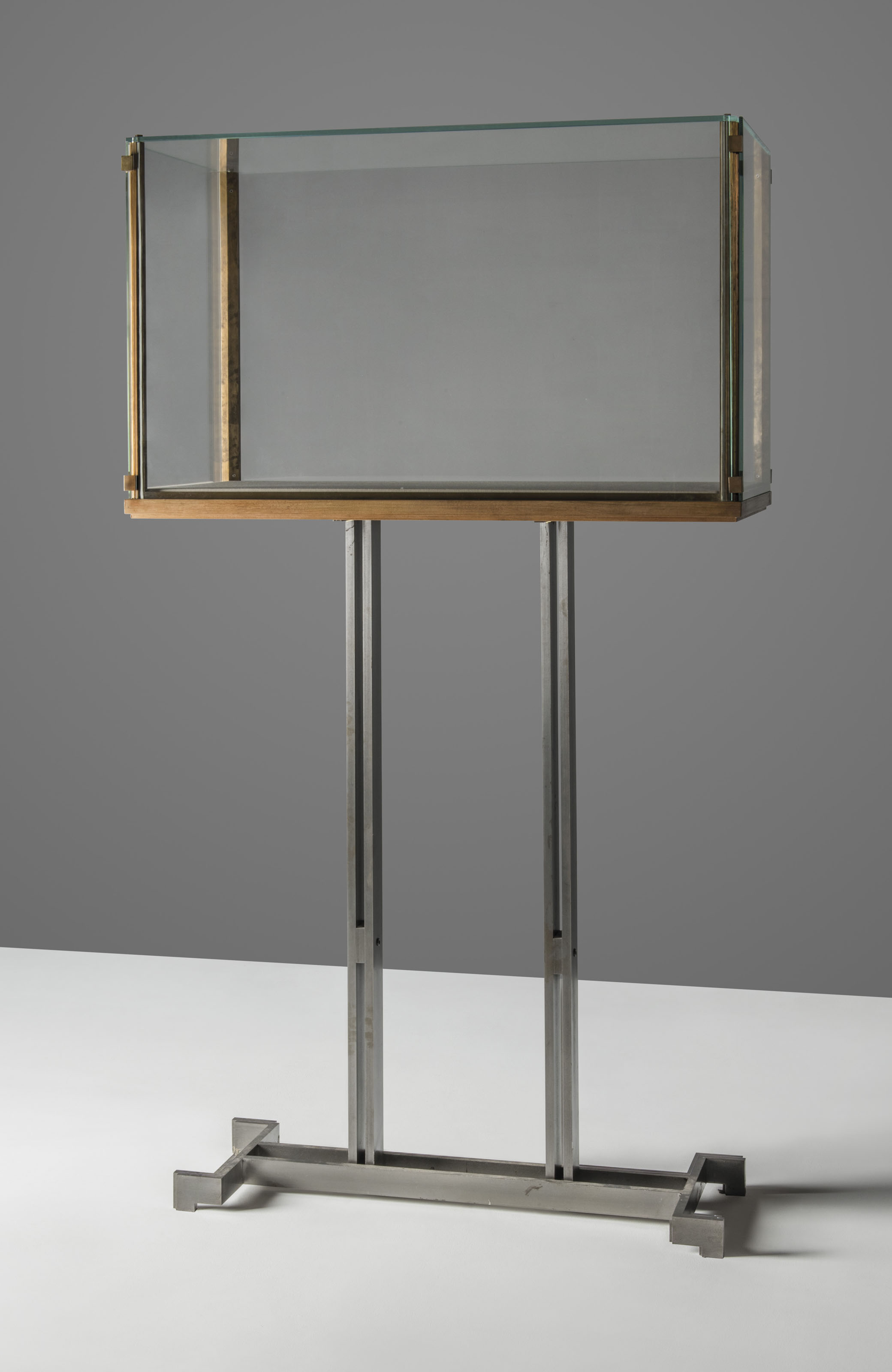 Carlo Scarpa, a vitrine on stand, designed 1955-57, sold for £248,750 on 17 October 2018 at Christie's in London