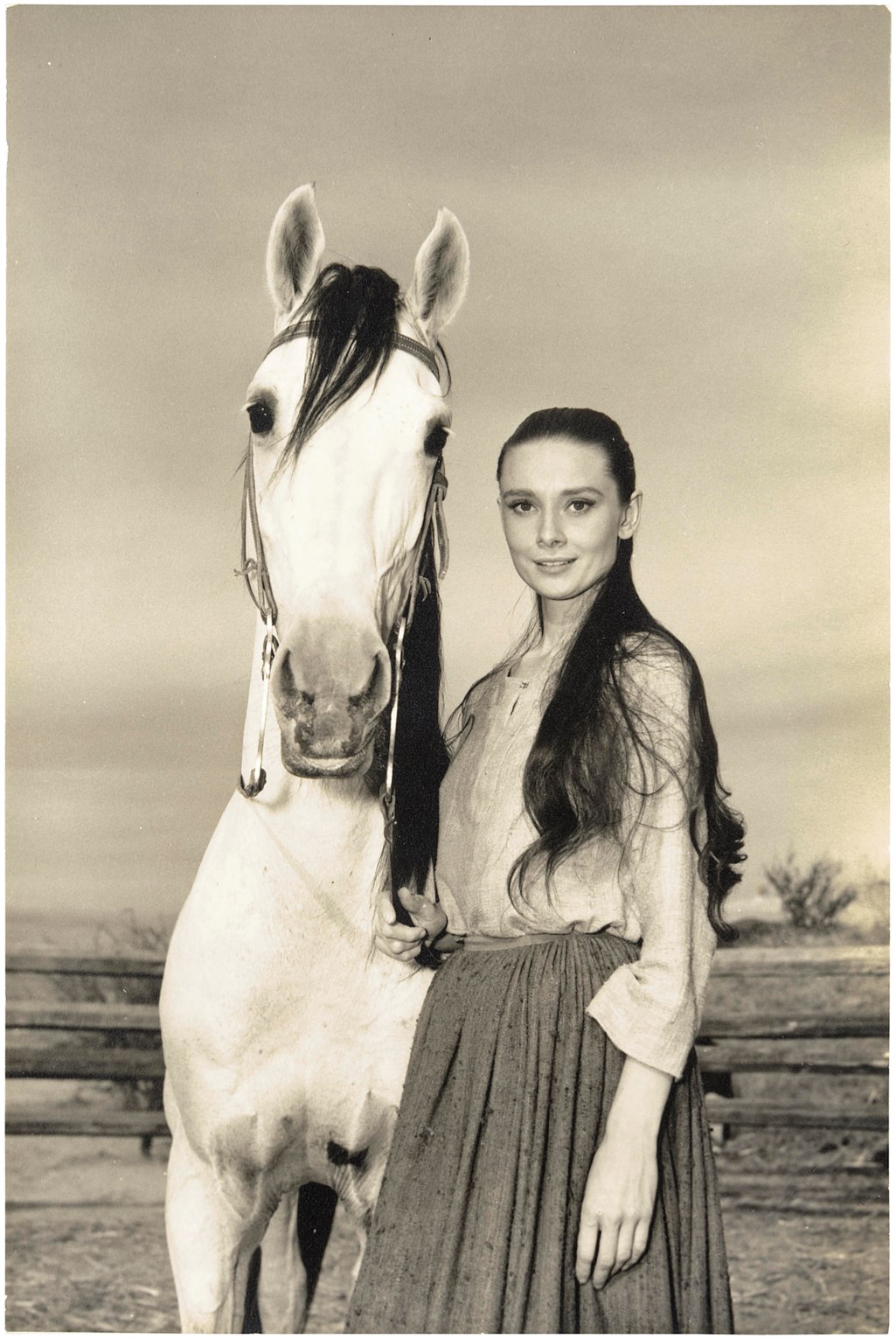 The Unforgiven 1960 Eleven Gelatin Silver Production Stills Audrey Hepburn And Diablo On The Set Of The 1960 United Artists Production The Unforgiven Durango Mexico Circa 1959 Christie S It was directed by john huston and stars burt lancaster, audrey hepburn, audie murphy, charles bickford and lillian gish. the unforgiven 1960