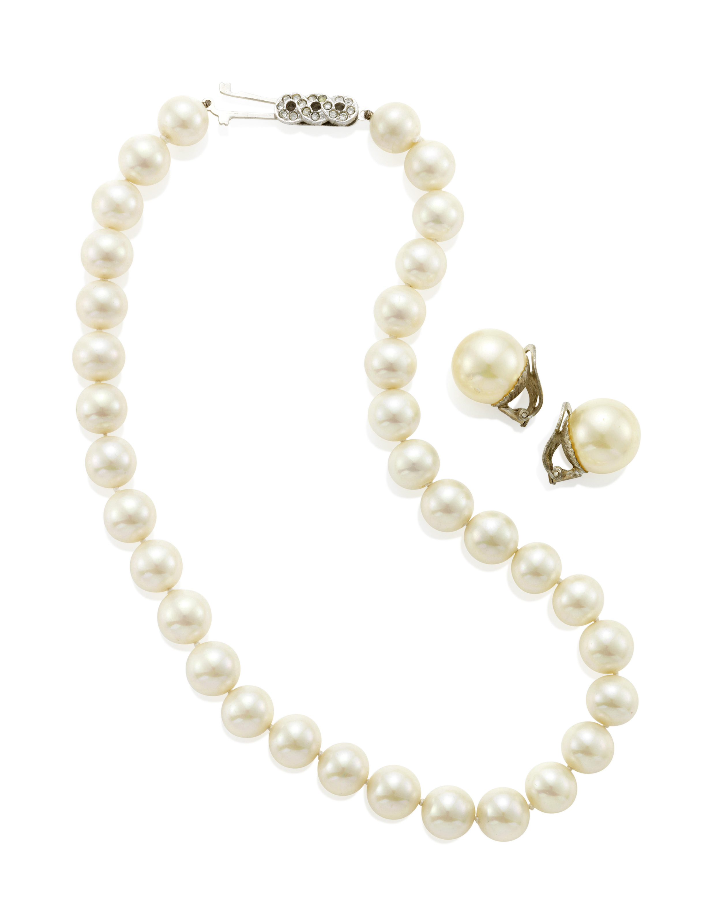 AN IMITATION PEARL NECKLACE AND EARRINGS, | Christie’s