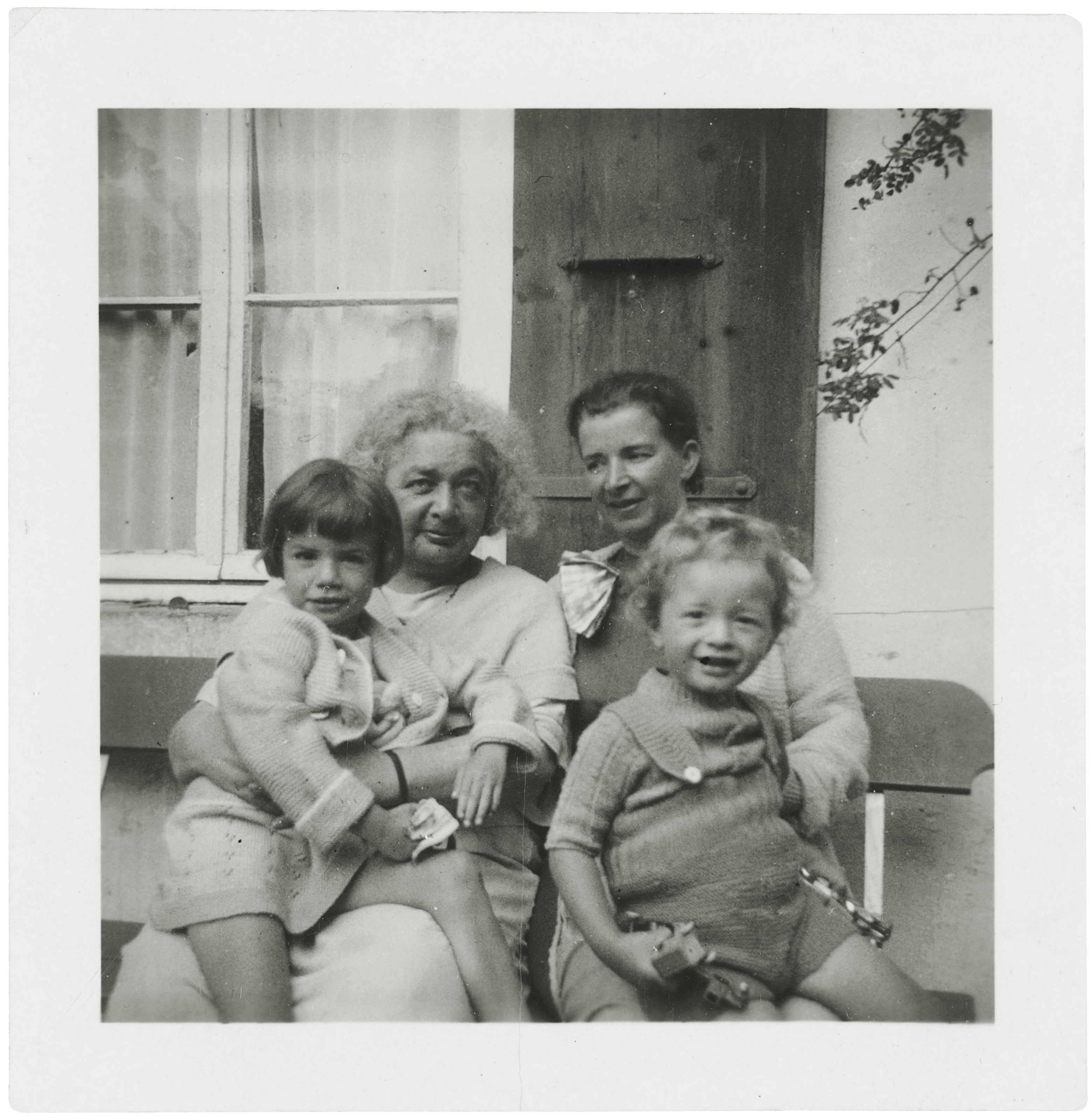 Einstein Grandchildren