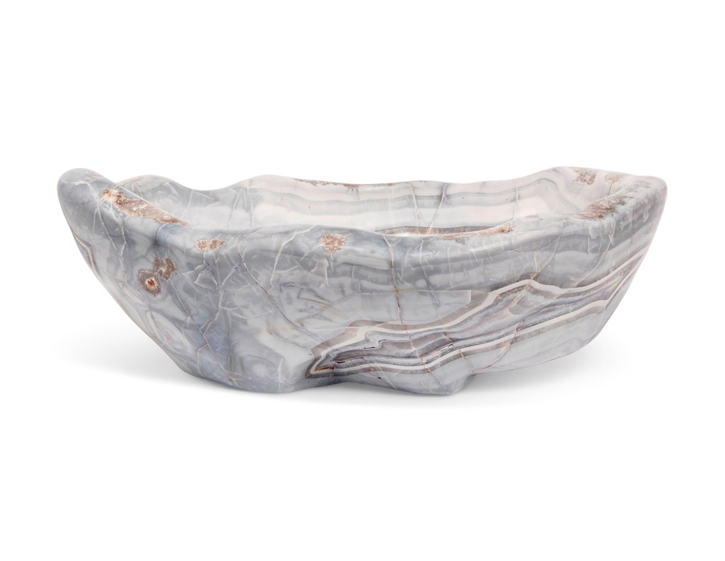 A LARGE AGATE BOWL, MADAGASCAR Christie’s
