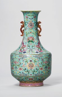 A Guide To The Symbolism Of Flowers On Chinese Ceramics Christie S
