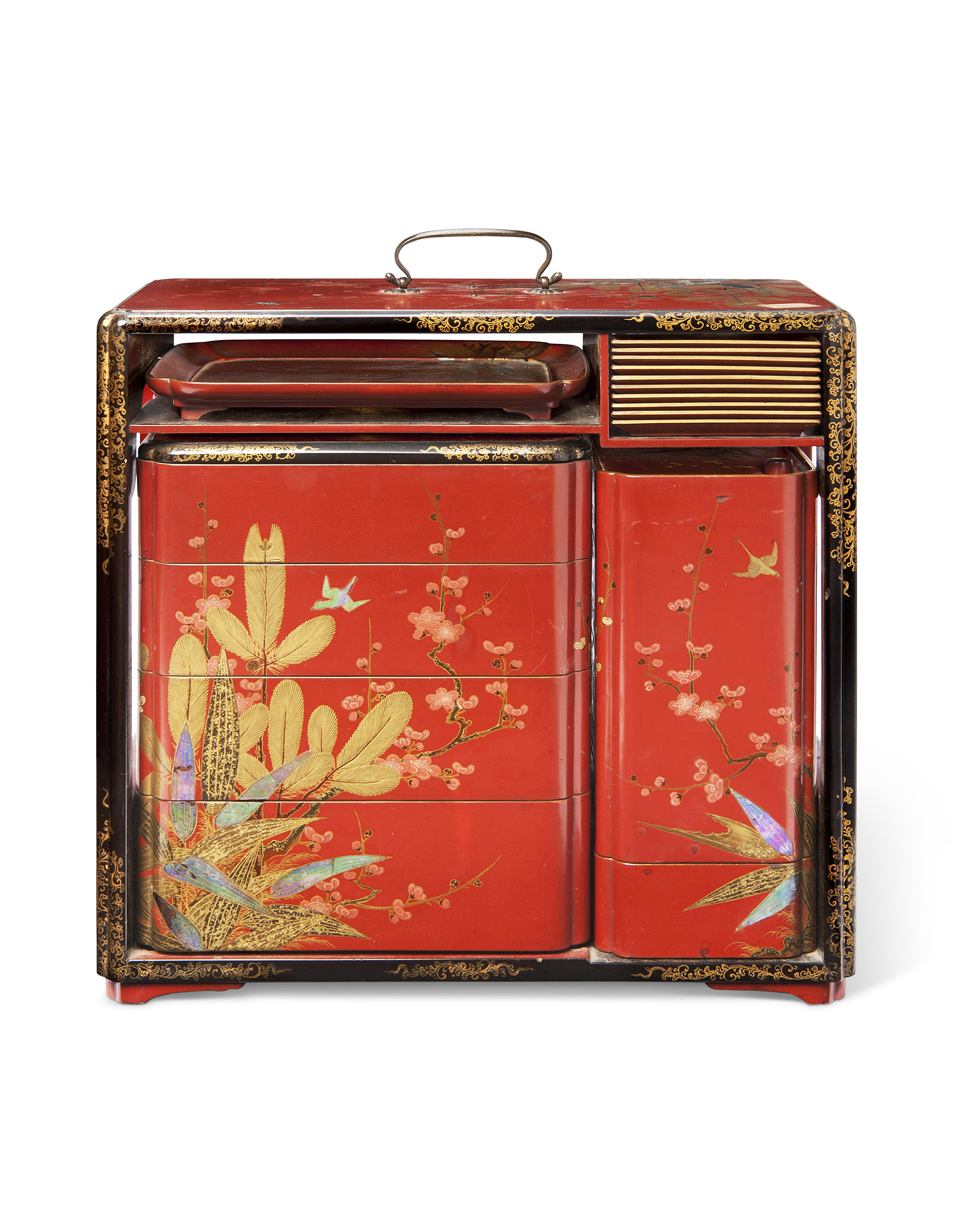 A JAPANESE LACQUER PICNIC SET (SAGEJUBAKO), EDO PERIOD (19TH