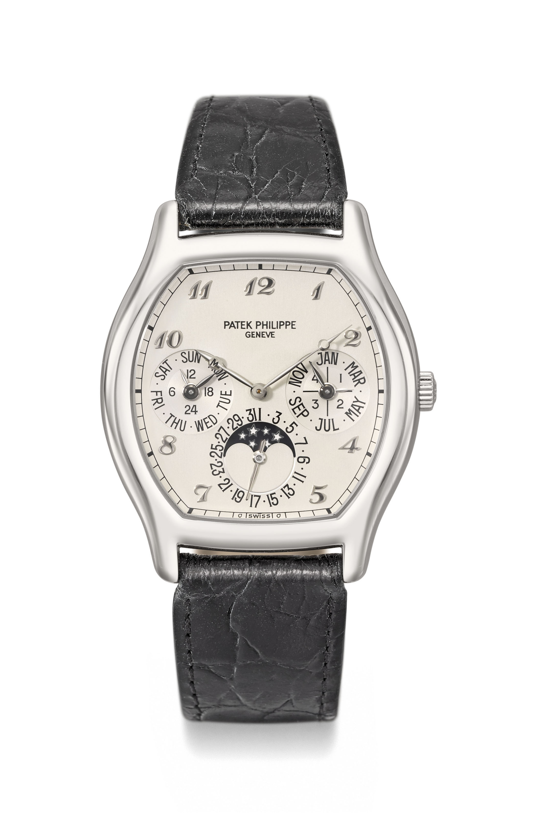 Patek Philippe. A fine and rare platinum automatic perpetual calendar