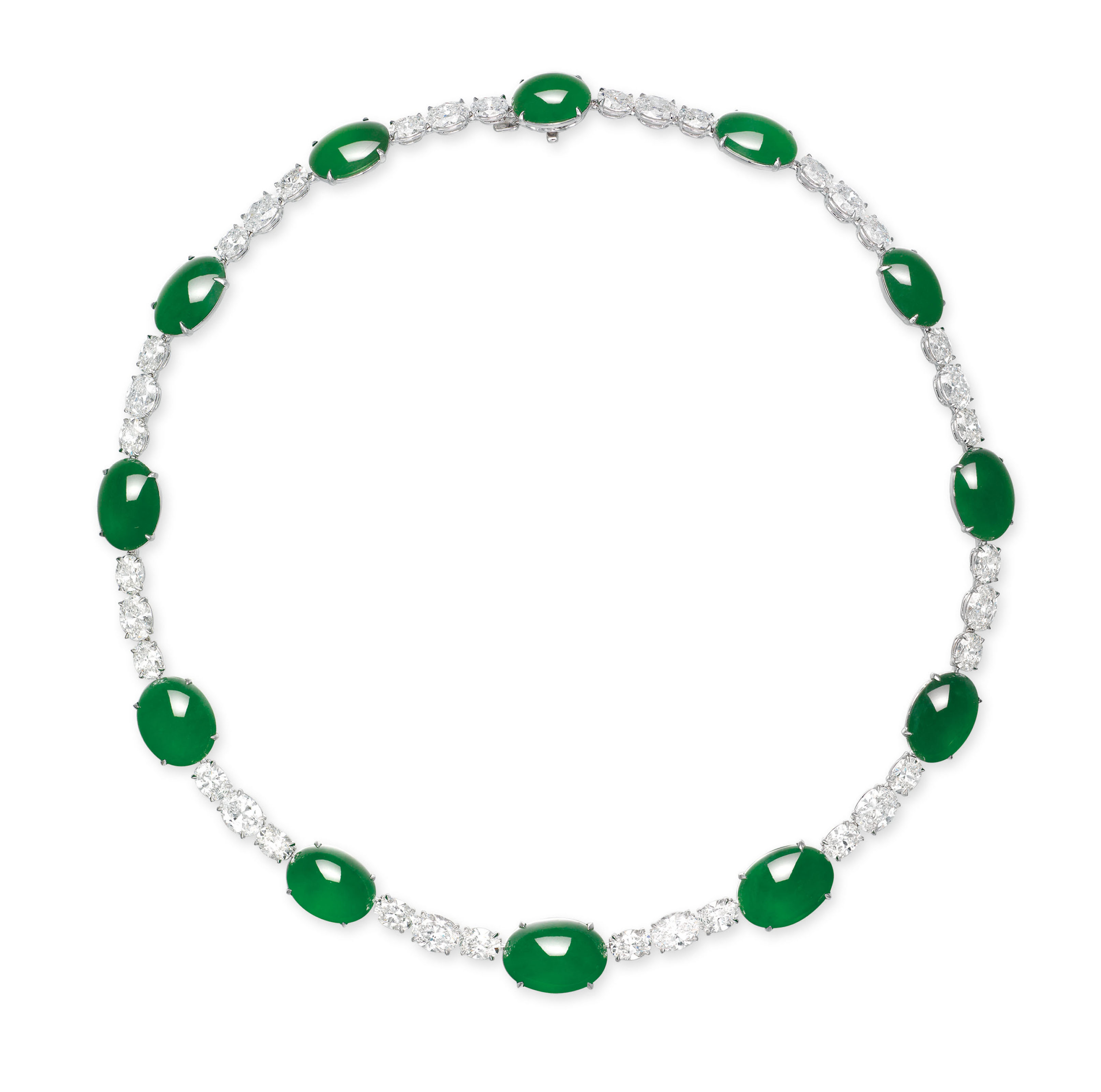 IMPORTANT JADEITE AND DIAMOND NECKLACE (3228 x 3200 Pixel)