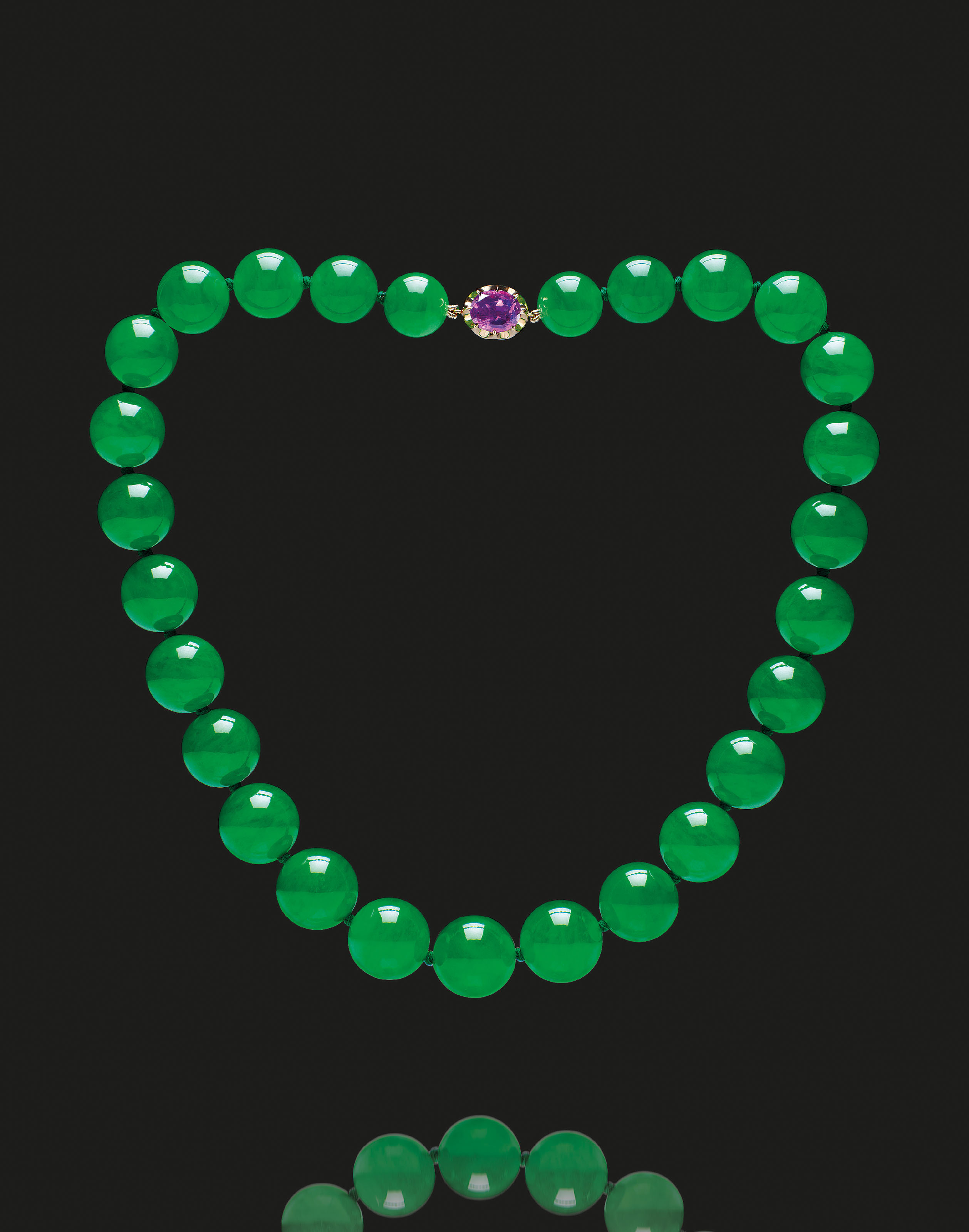 IMPORTANT JADEITE BEAD AND COLOURED SAPPHIRE NECKLACE Christie's