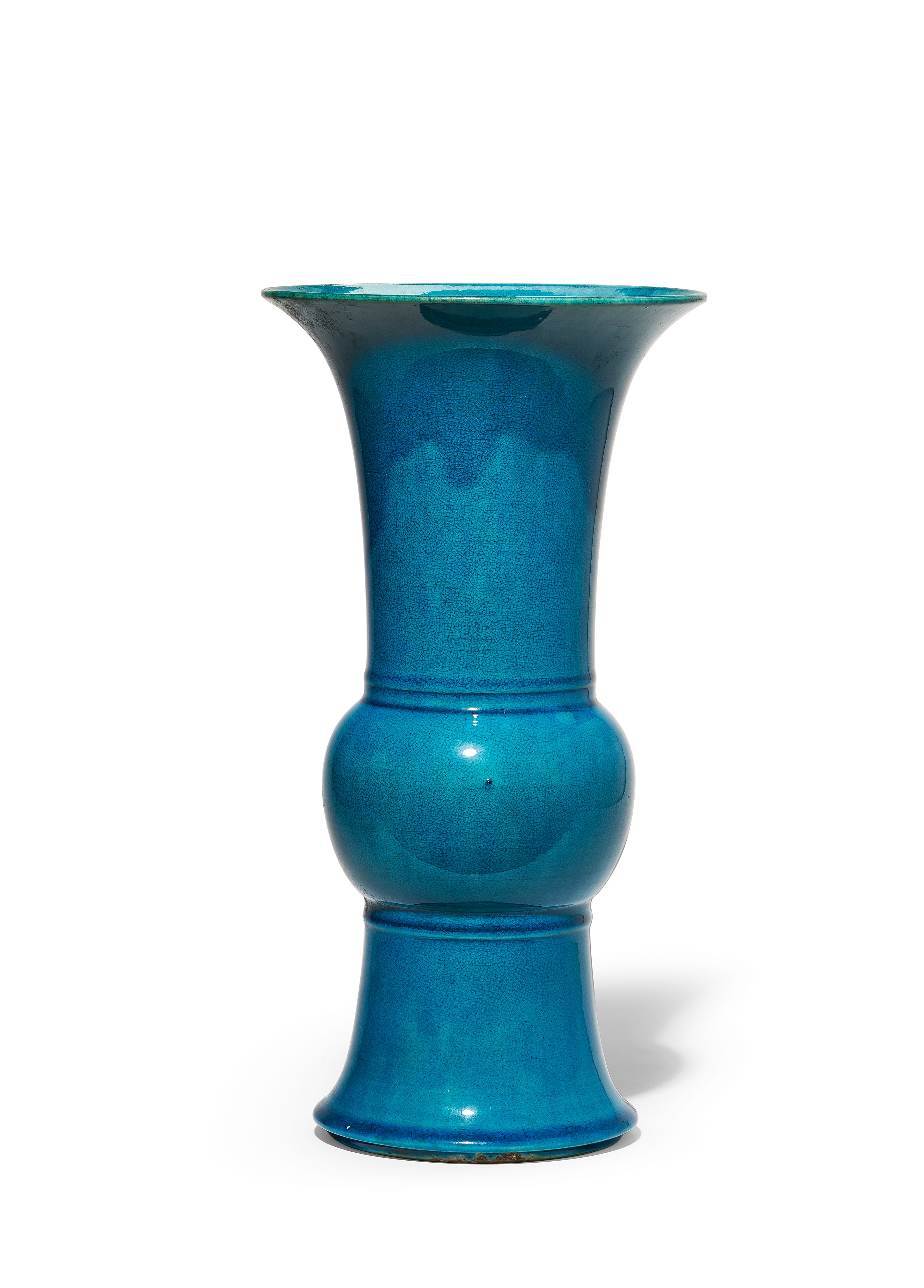 清十八世纪孔雀蓝釉花觚, QING DYNASTY, 18TH CENTURY | Christie's