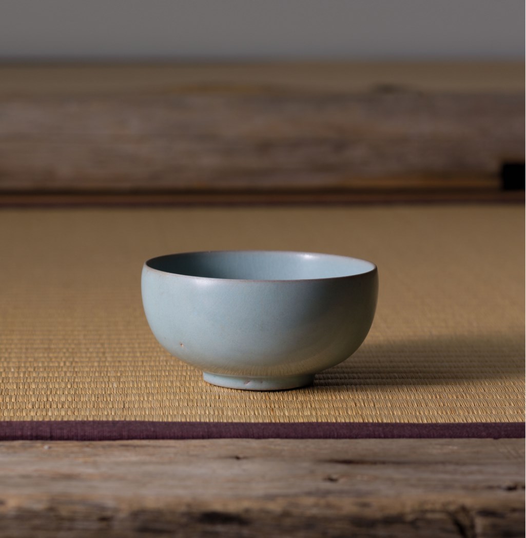 An Important And Extremely Rare Ru Sky Blue Tea Bowl