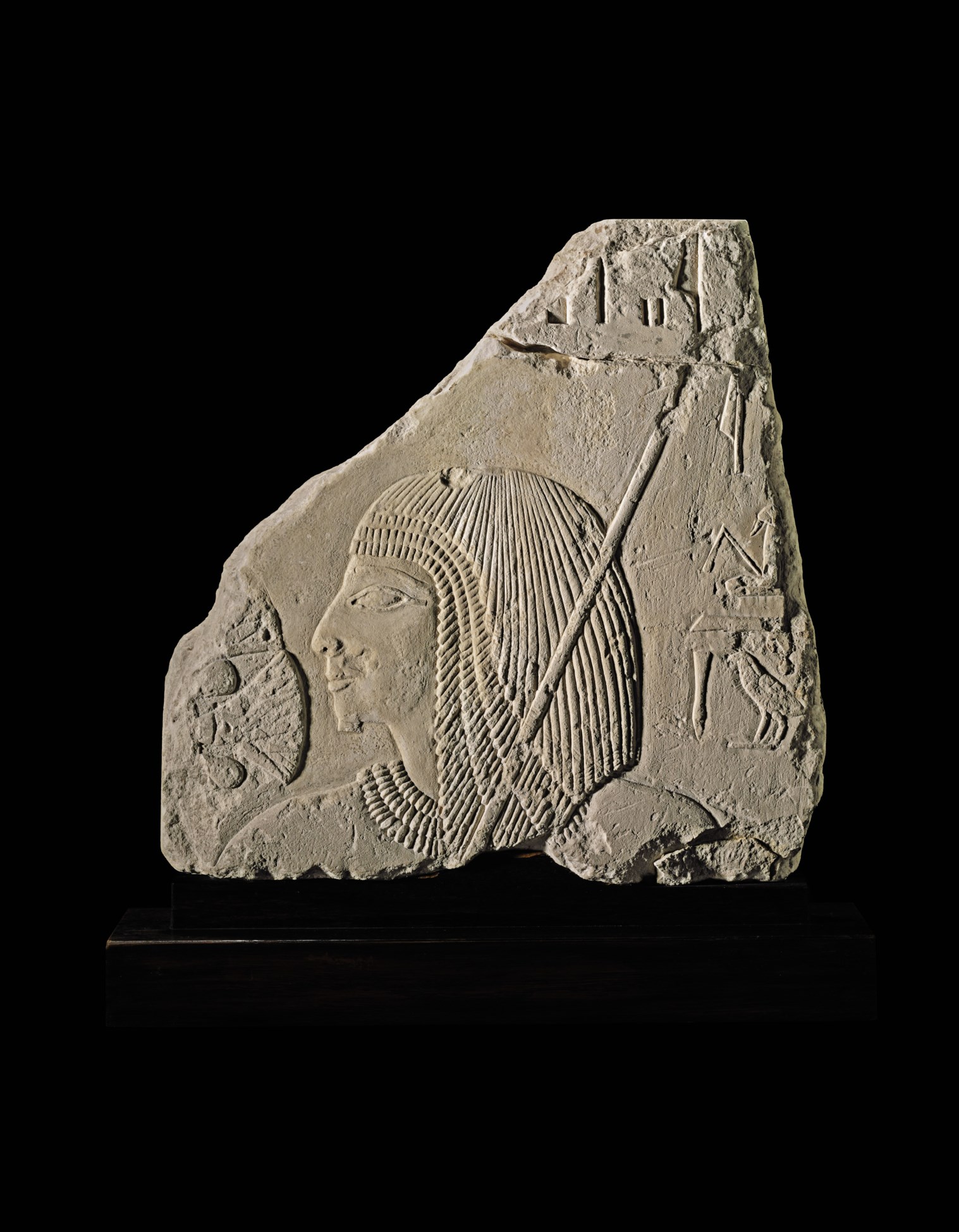 AN EGYPTIAN LIMESTONE RELIEF FRAGMENT, NEW KINGDOM, 19TH DYNASTY, REIGN ...