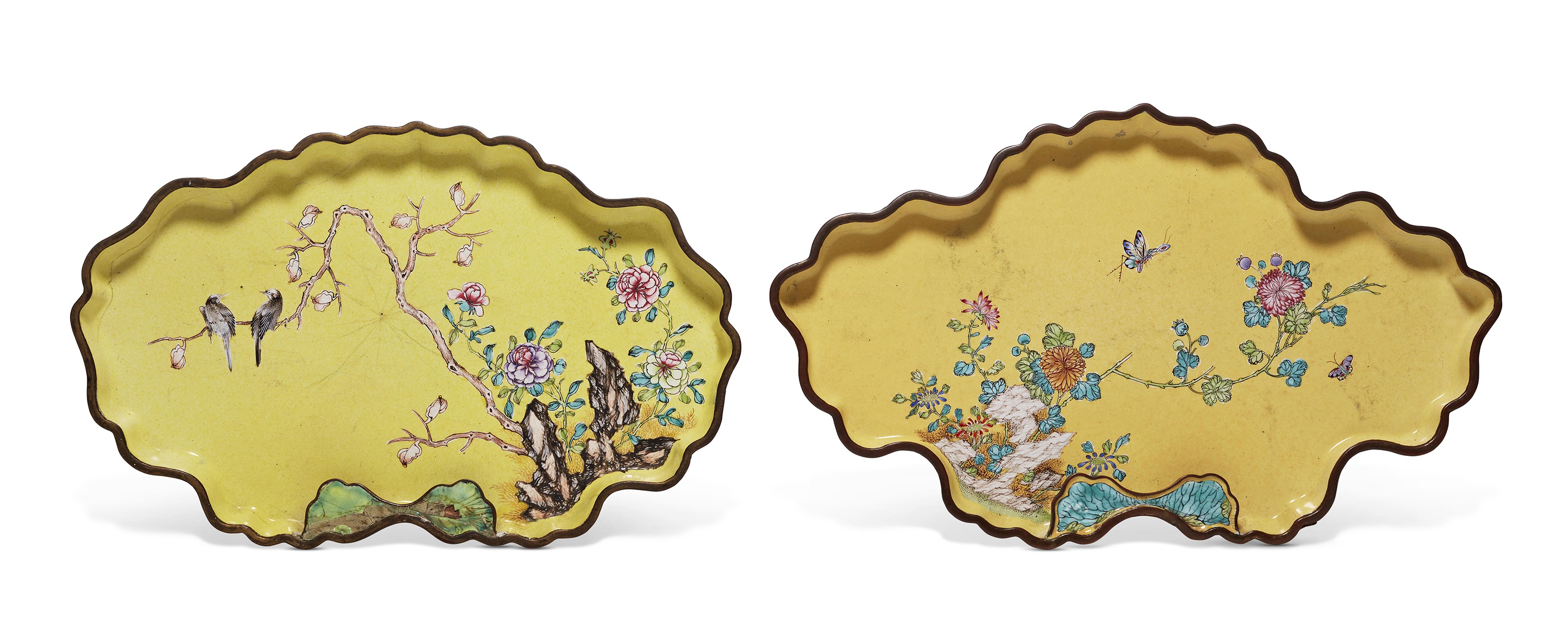 清十八世紀銅胎畫琺瑯荷葉型盤兩件, 18TH CENTURY | Christie's