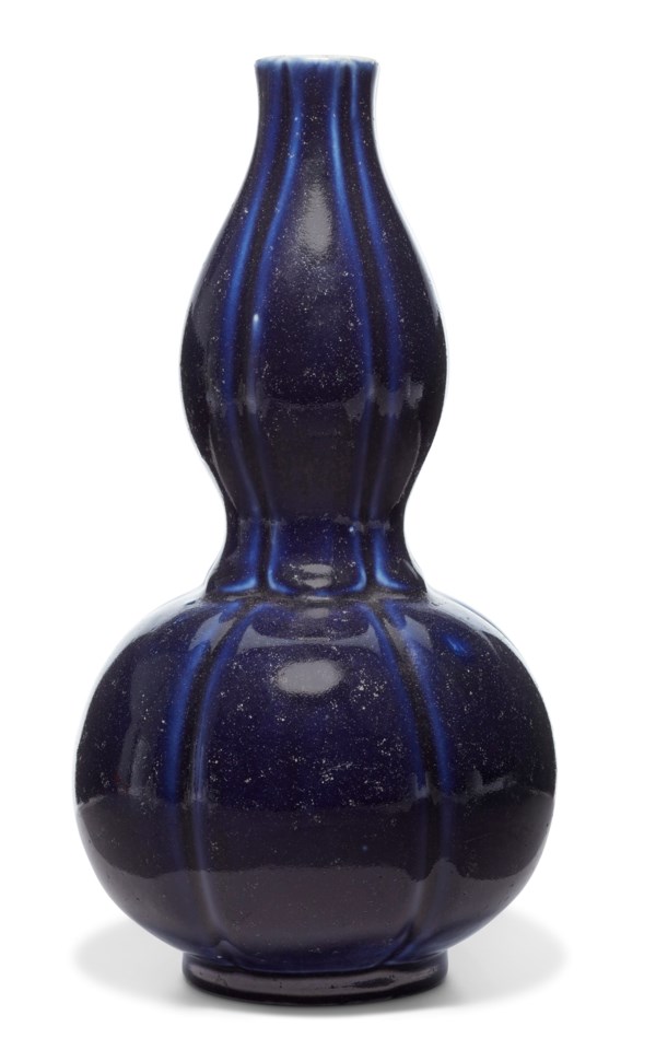 A BLUEGLAZED LOBED DOUBLE GOURD VASE, 18TH CENTURY Christie’s