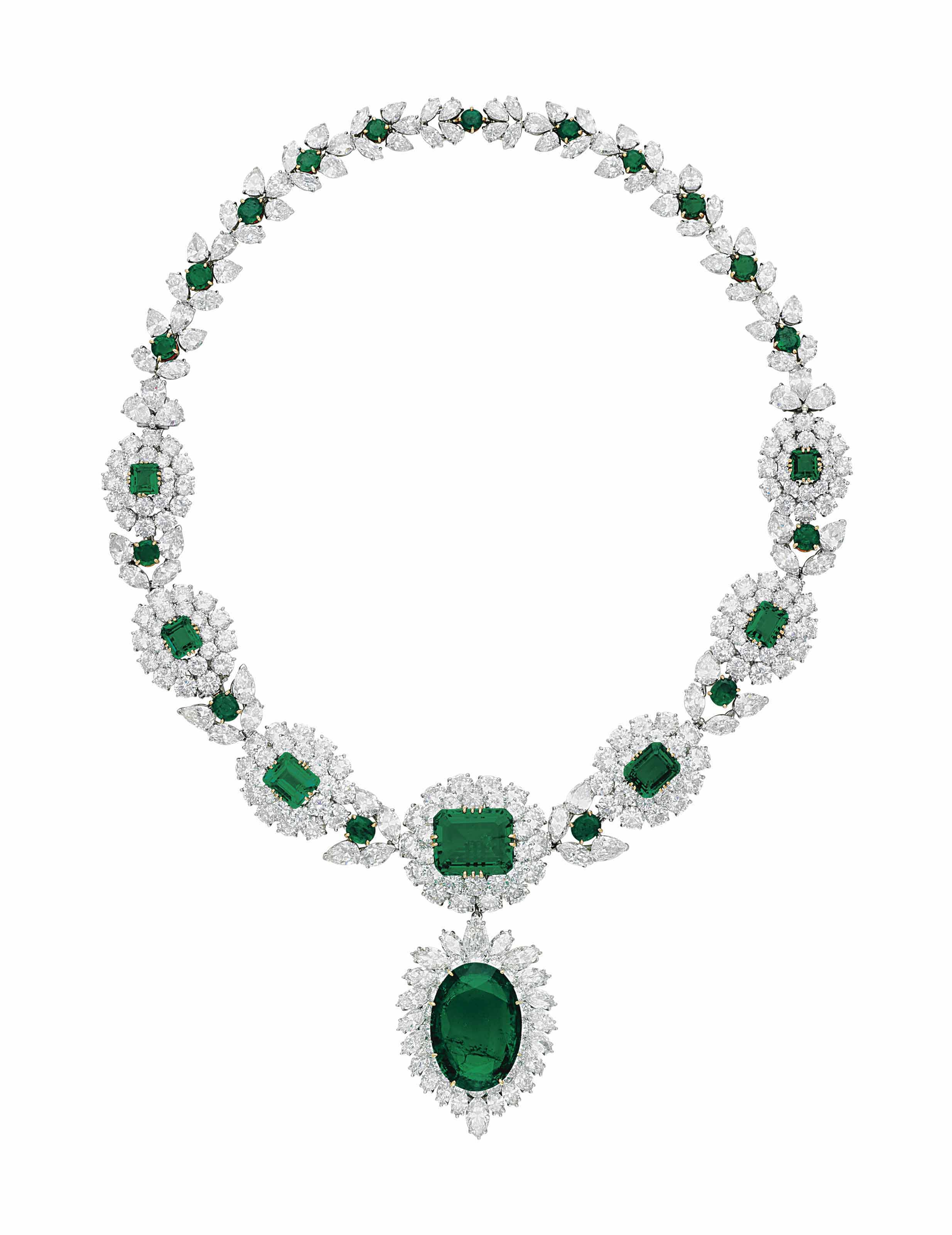 AN IMPRESSIVE EMERALD AND DIAMOND NECKLACE, BY VAN CLEEF & ARPELS