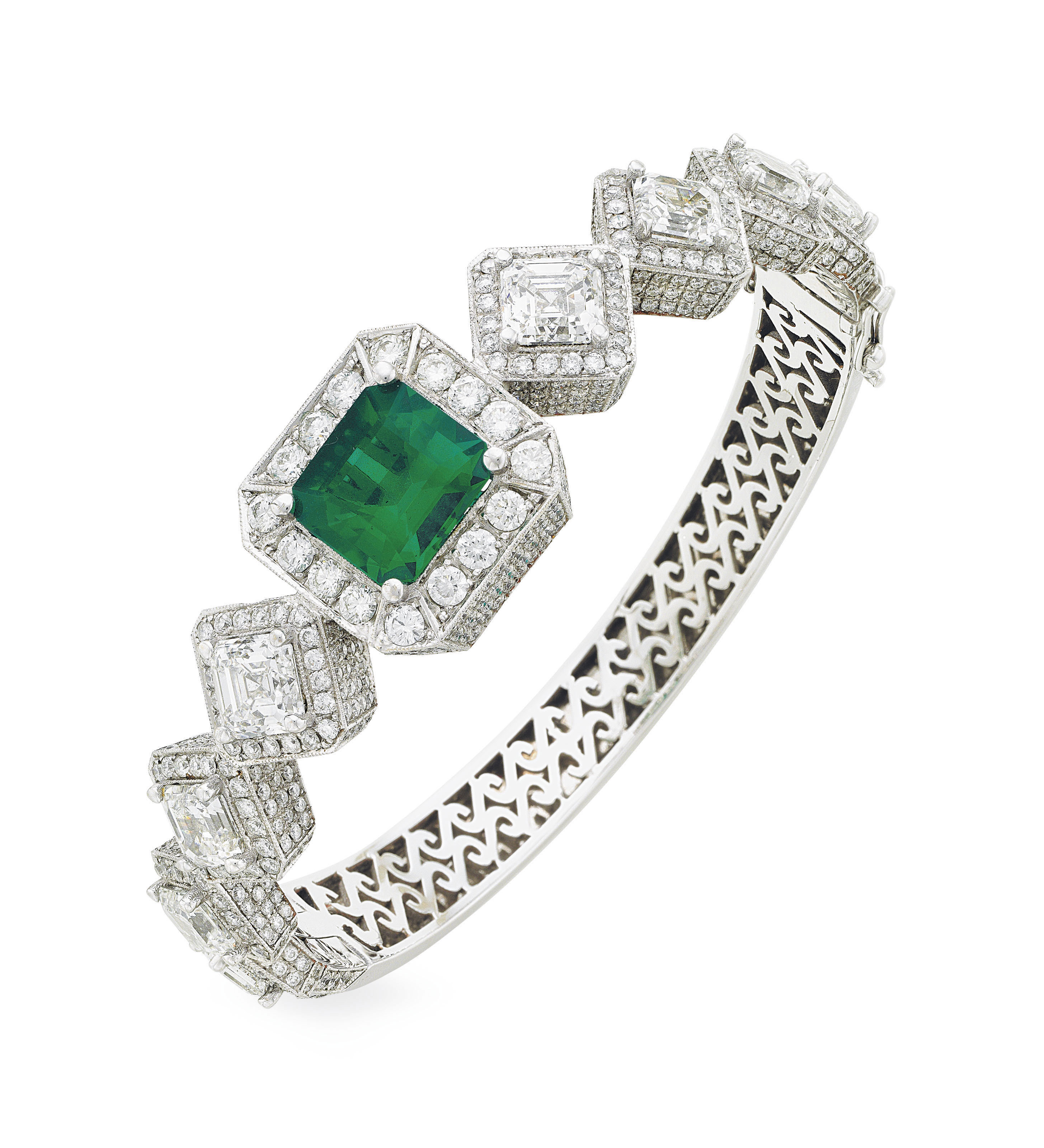EMERALD AND DIAMOND BANGLE BRACELET | Christie's