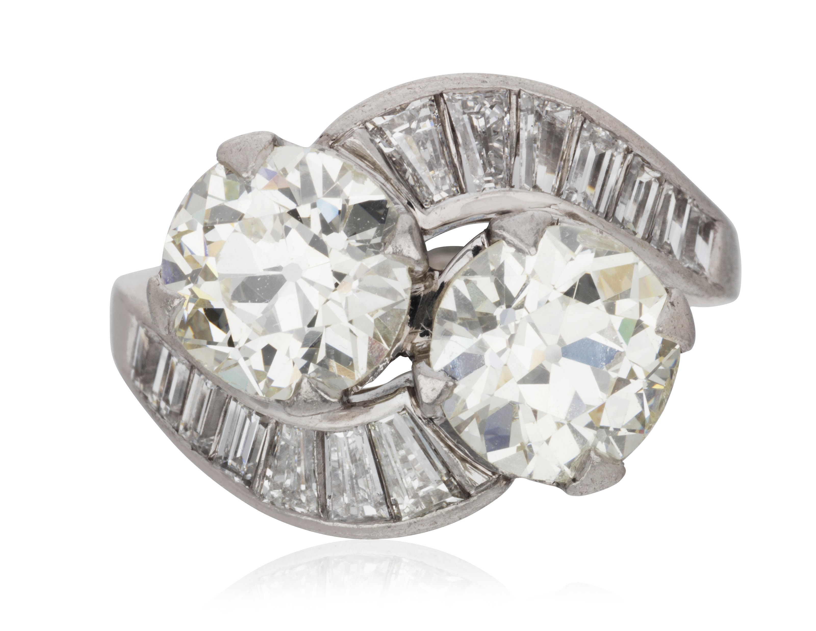 DIAMOND TOI ET MOI RING Christie s