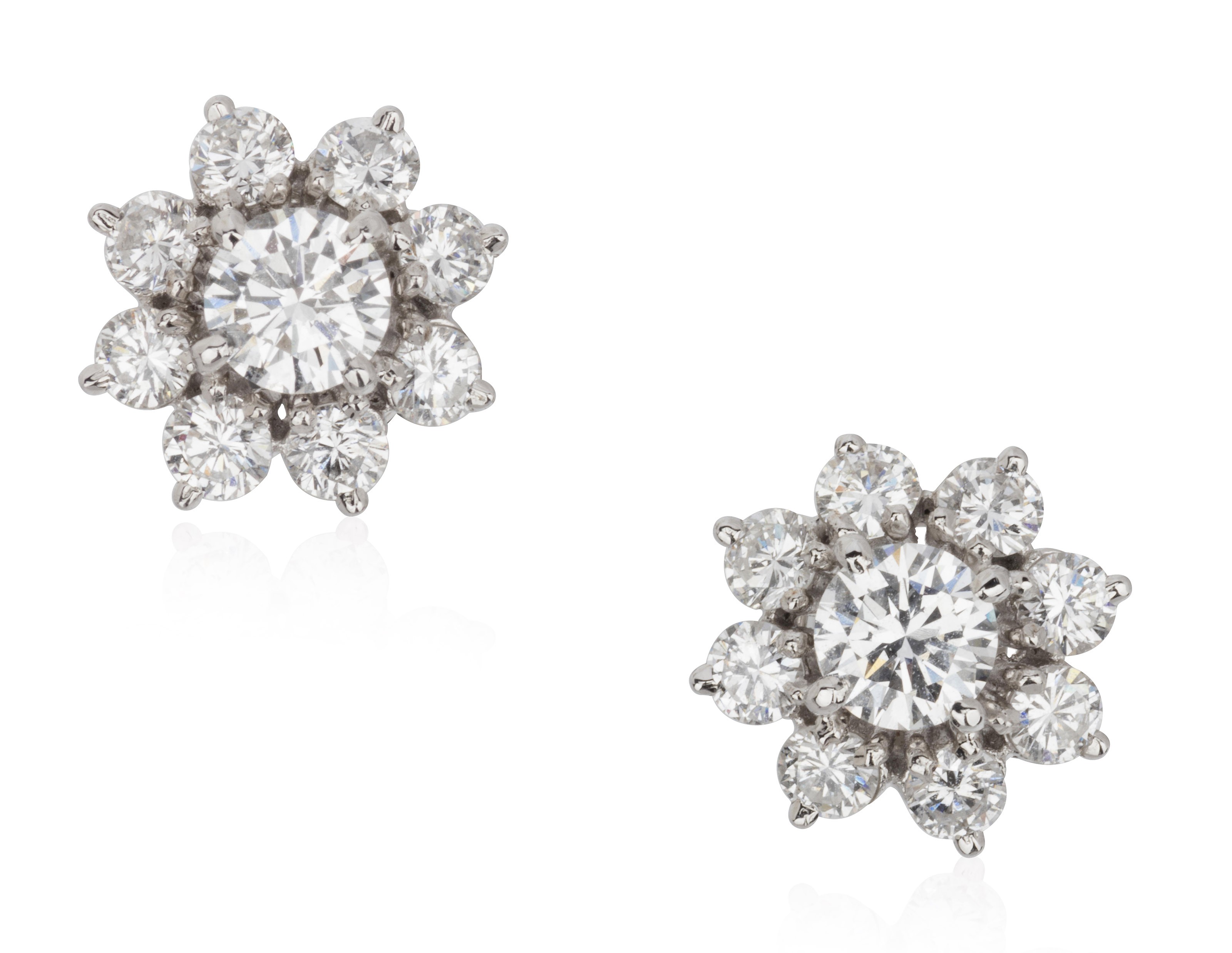 Diamond earrings flower design clearance