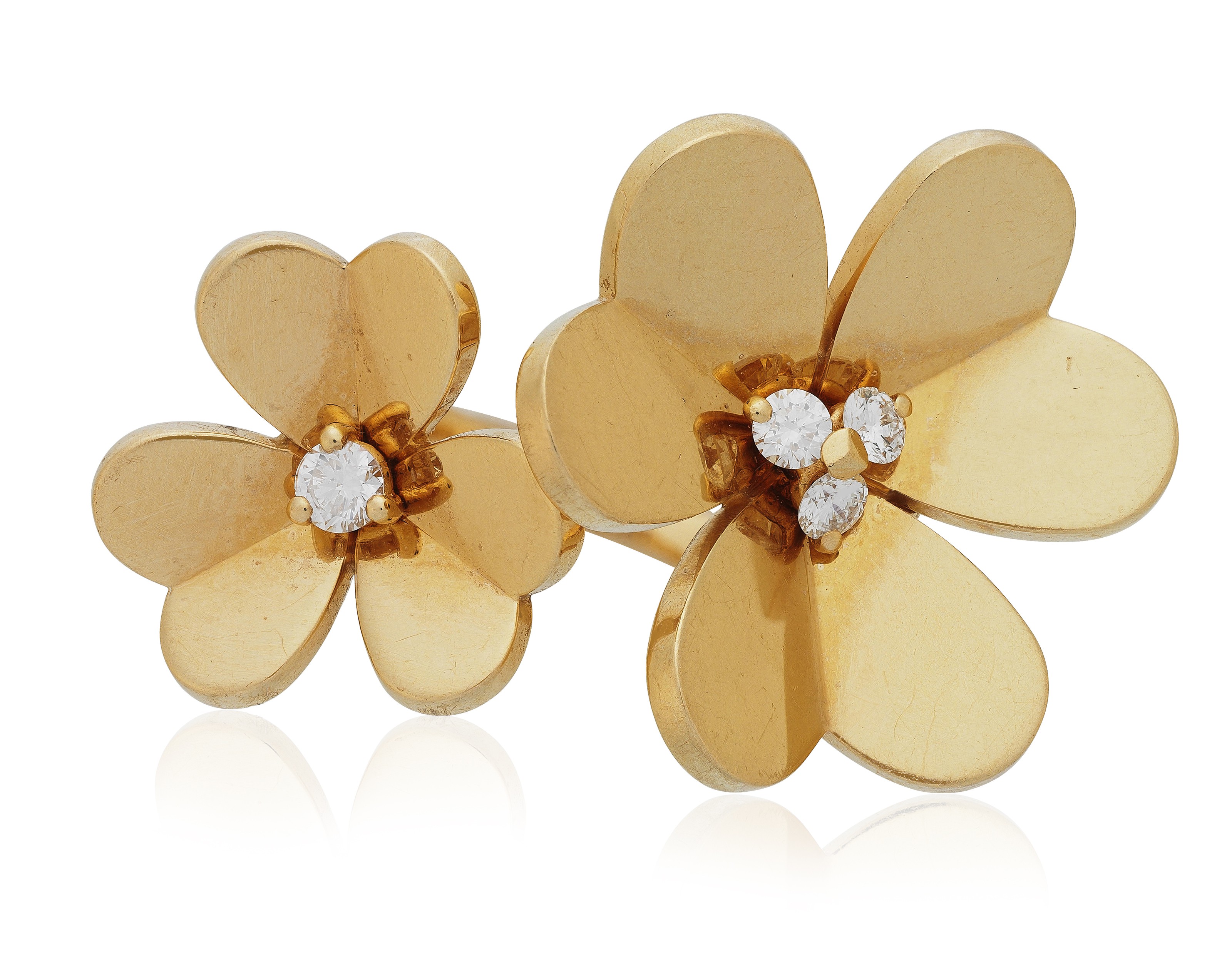 VAN CLEEF ARPELS FRIVOLE BETWEEN THE FINGER RING Christie s