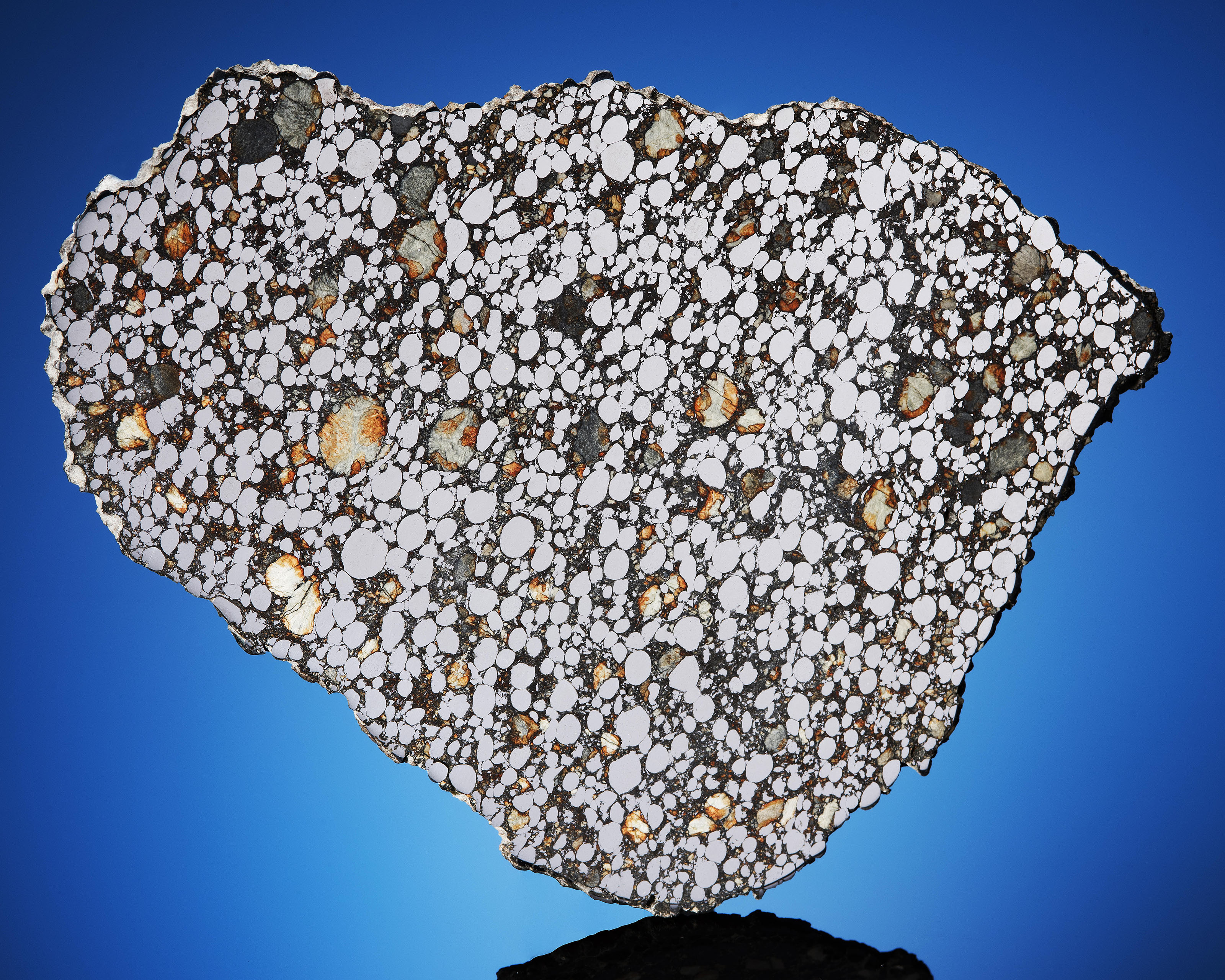 COMPLETE SLICE OF THE SINGULAR GUJBA METEORITE, Achondrite