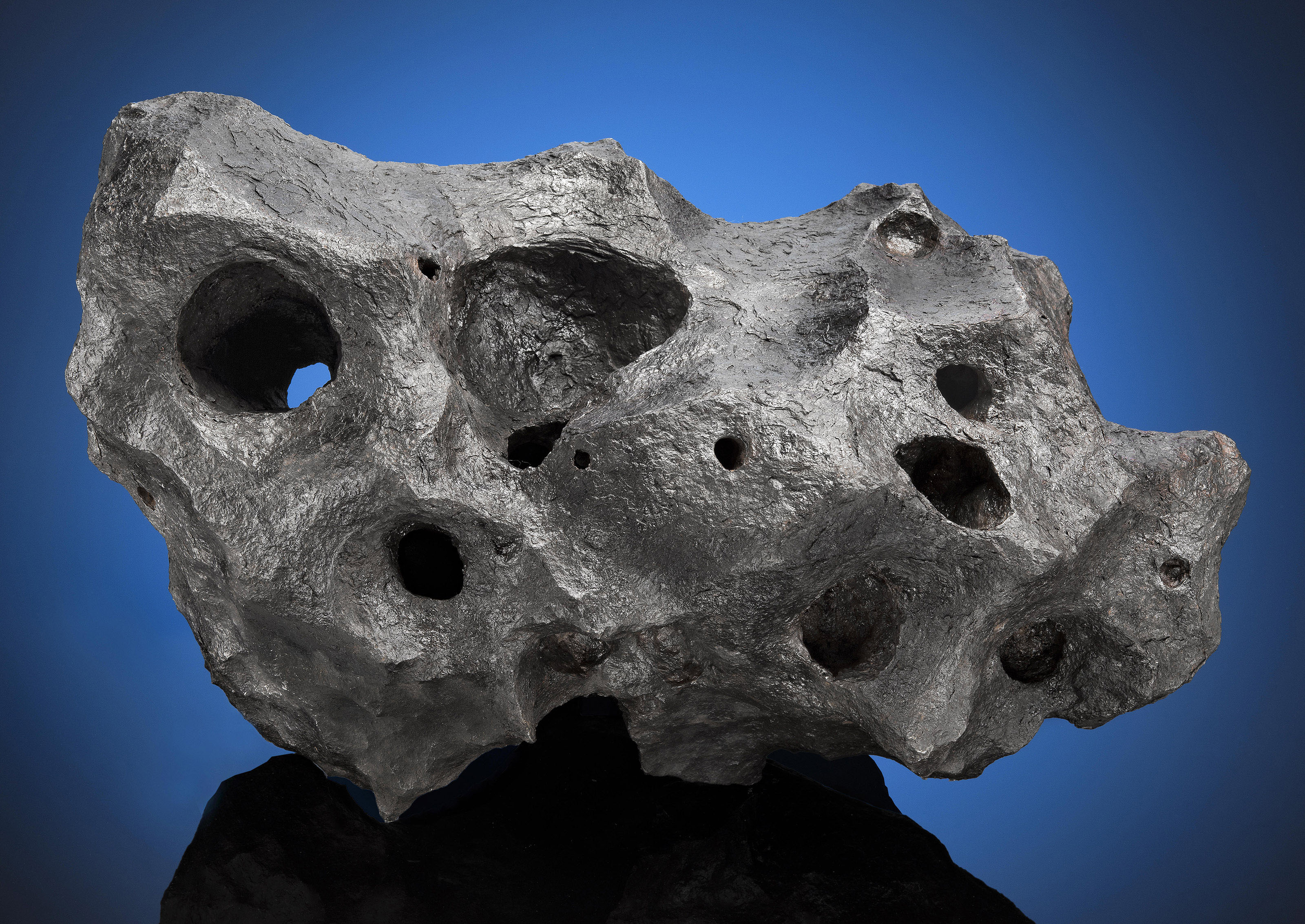 MATCHLESS CANYON DIABLO METEORITE — NATURAL SCULPTURE FROM OUTER