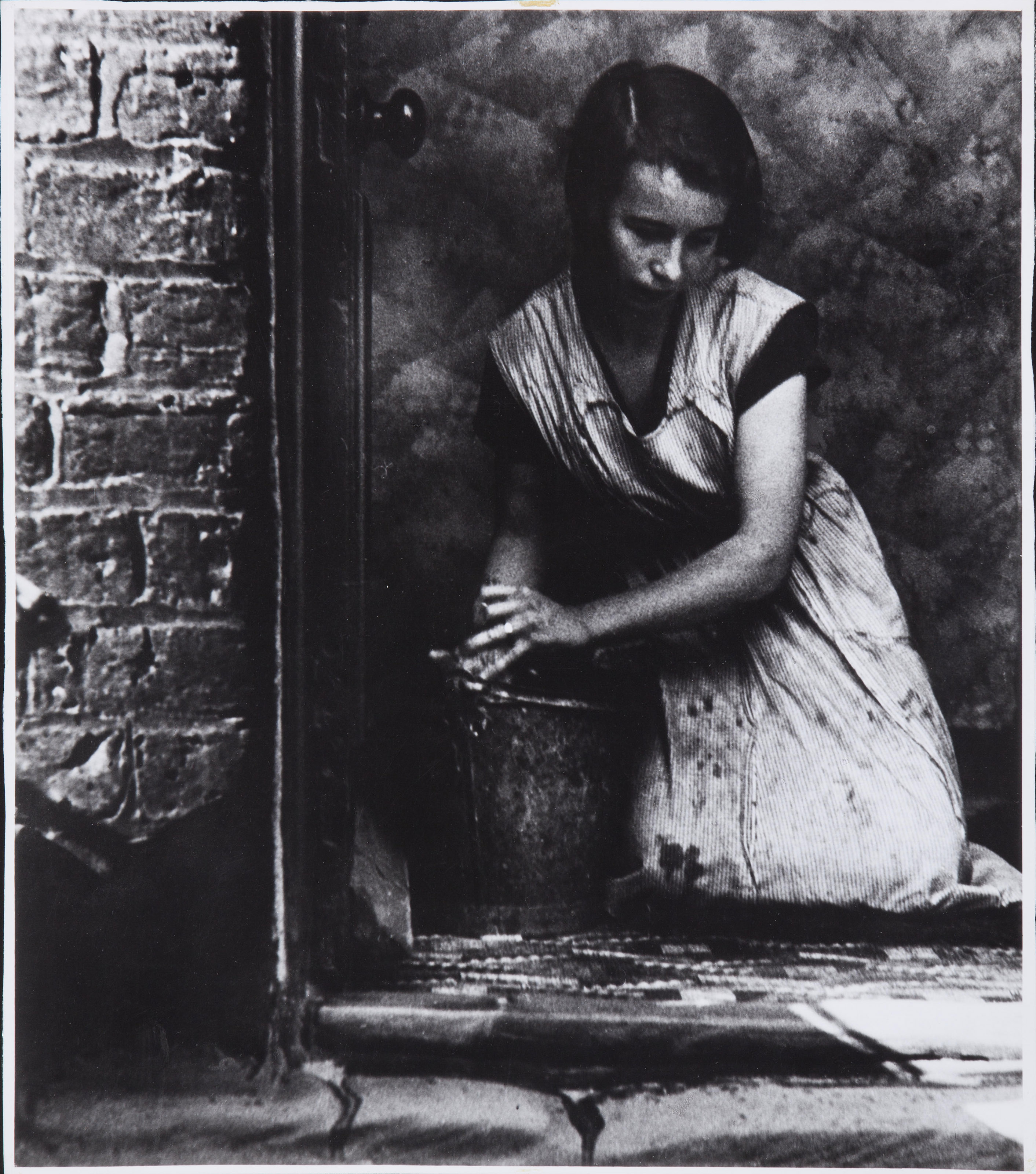 BILL BRANDT (1904–1983), East End Morning, 1937 | Christie's