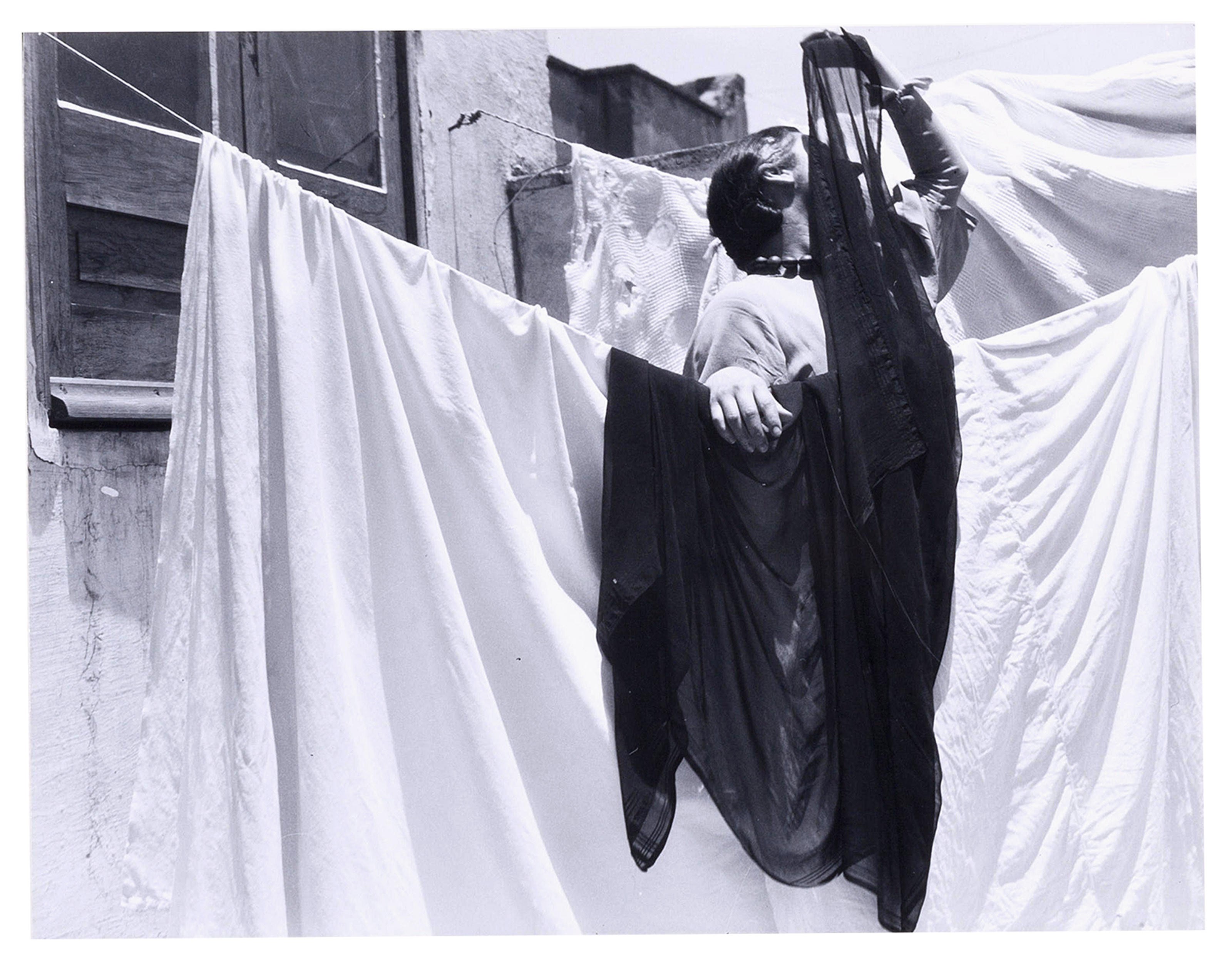 ＜希少＞POLAROIDS Manuel Alvarez Bravo MANUEL ÁLVAREZ BRAVO (1902–2002), Ten prints from the portfolio