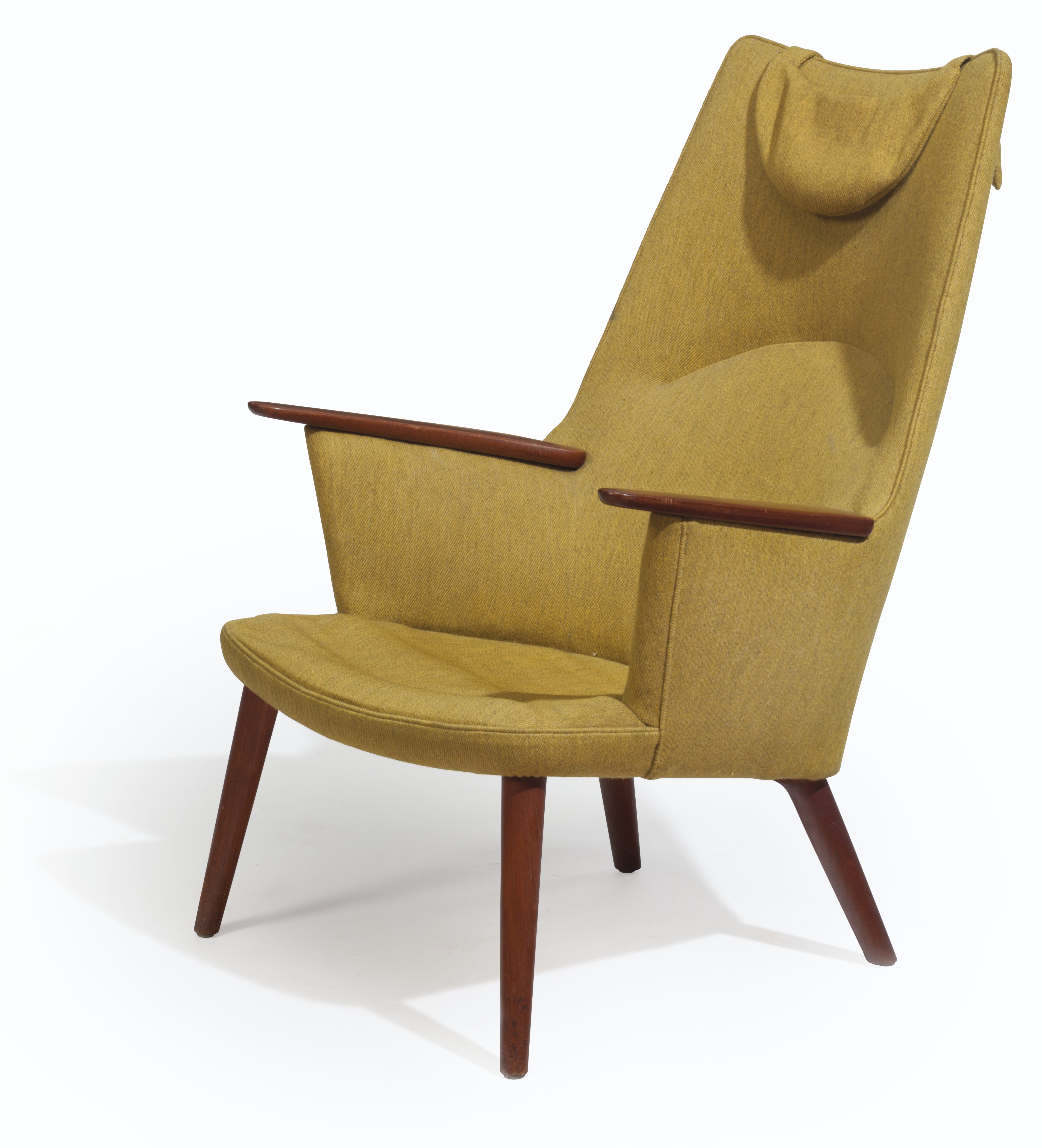 Wegner mama shop bear chair