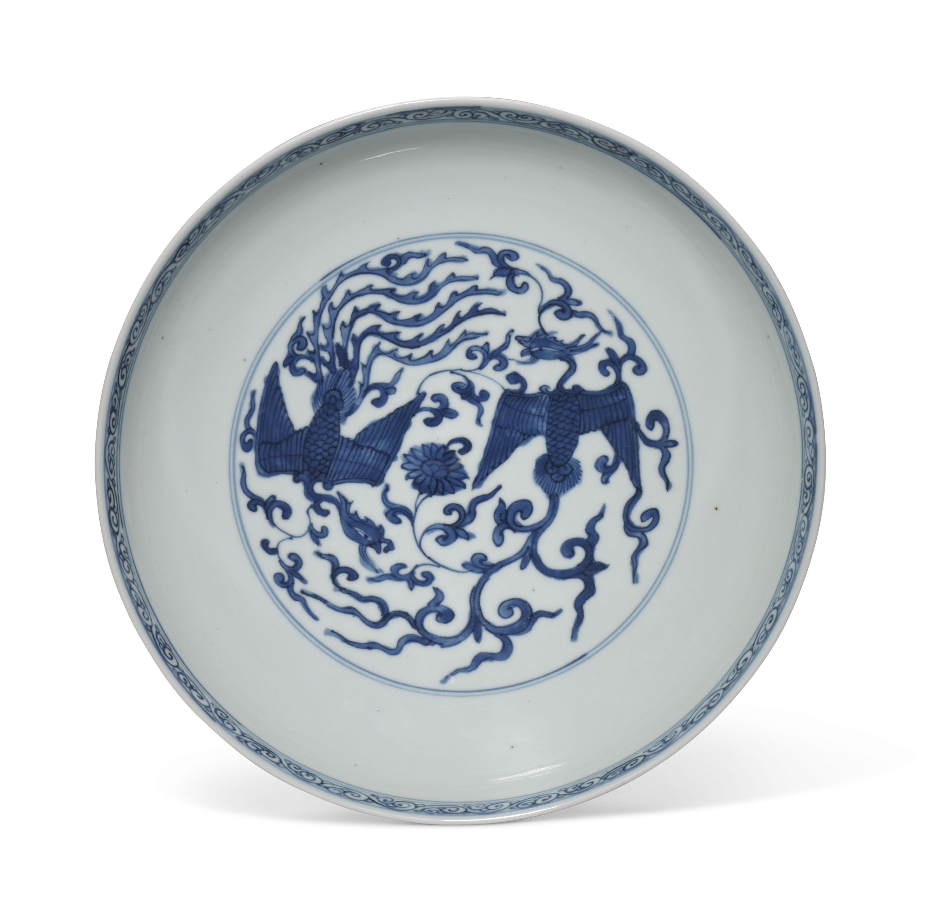 A LARGE BLUE AND WHITE 'PHOENIX' DISH