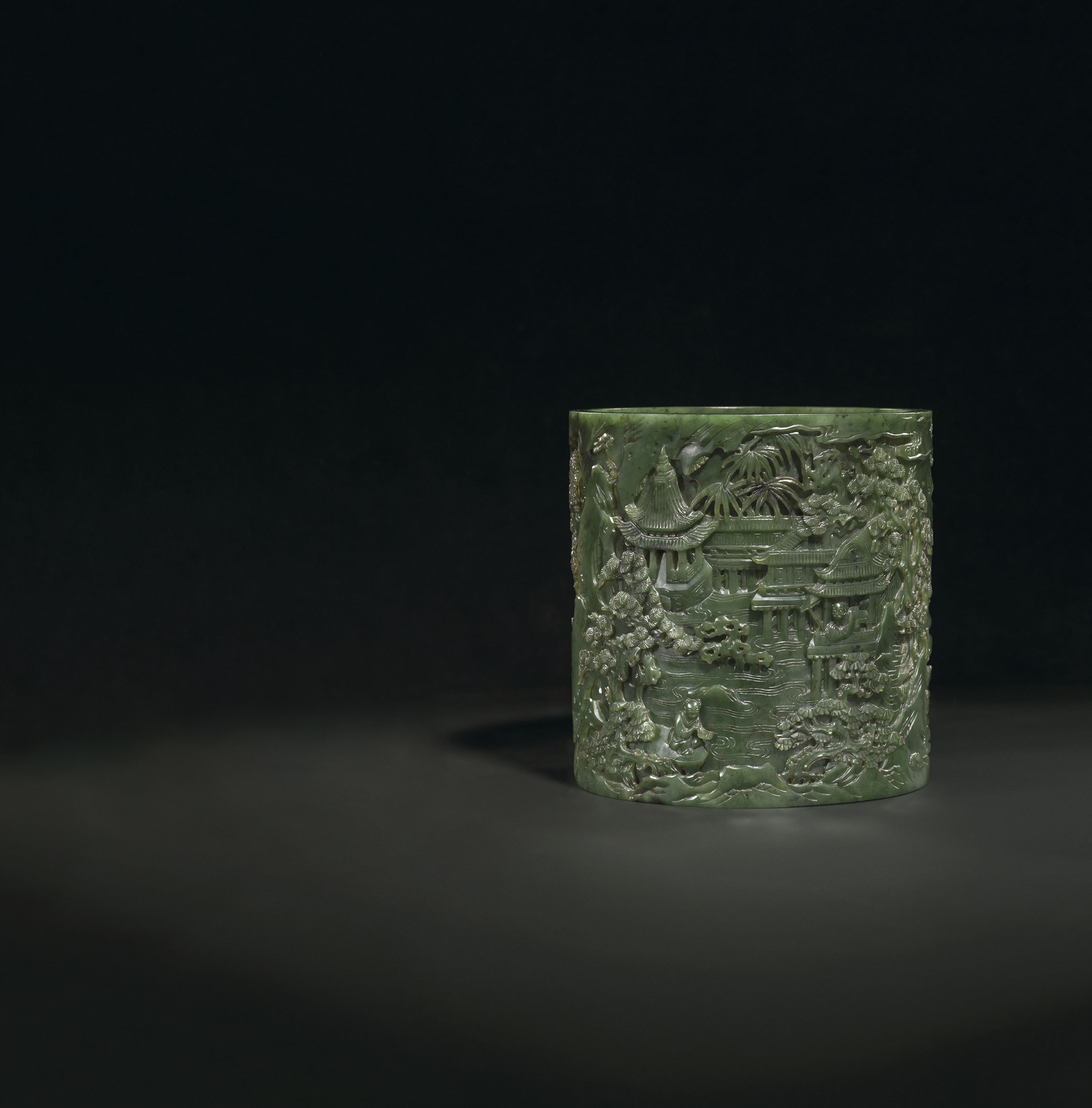 A FINELY CARVED SPINACHGREEN JADE BRUSH POT, BITONG