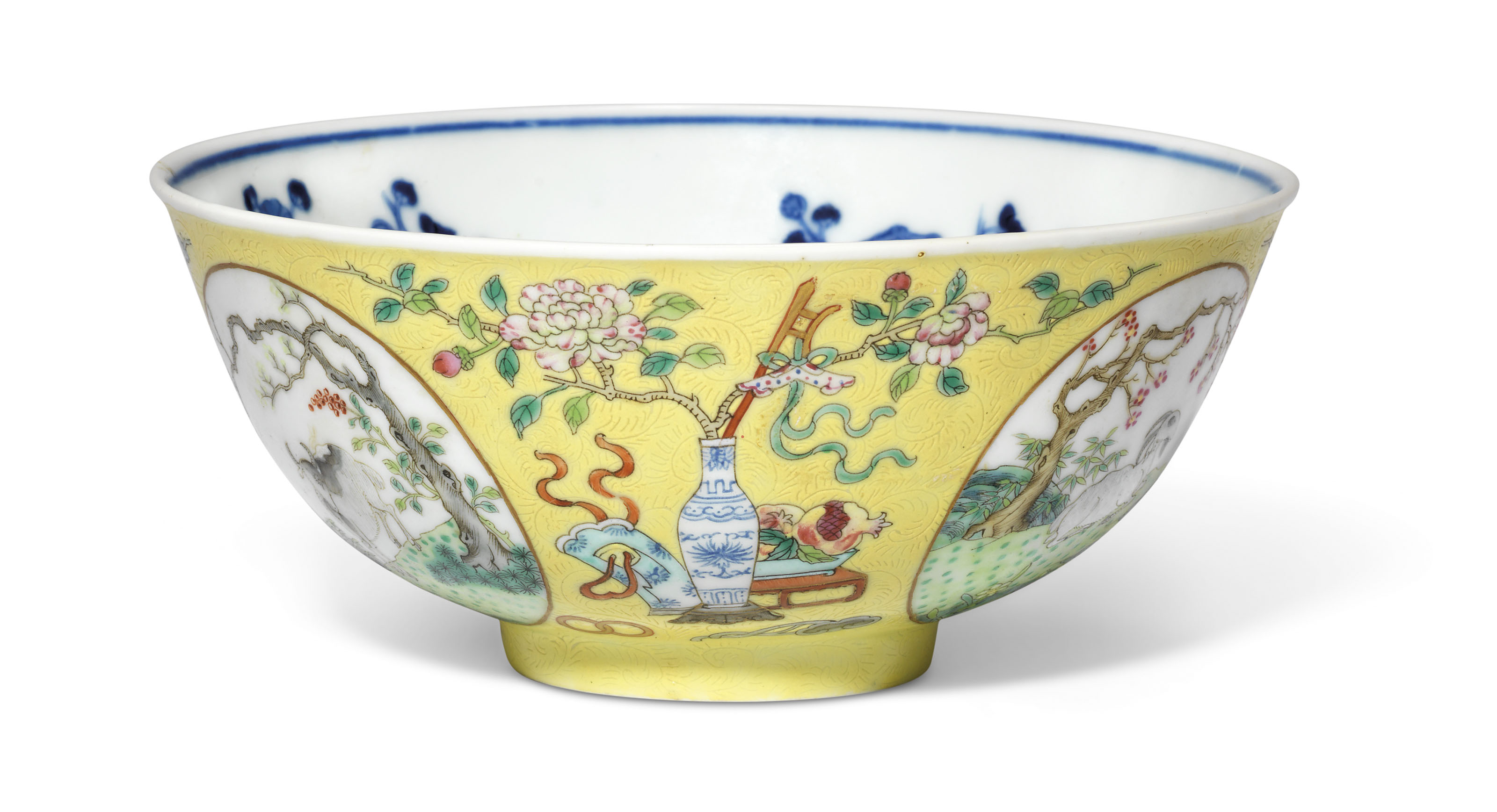 清光緒粉彩百蝶紋賞瓶一對六字楷書款, GUANGXU SIX-CHARACTER MARKS IN