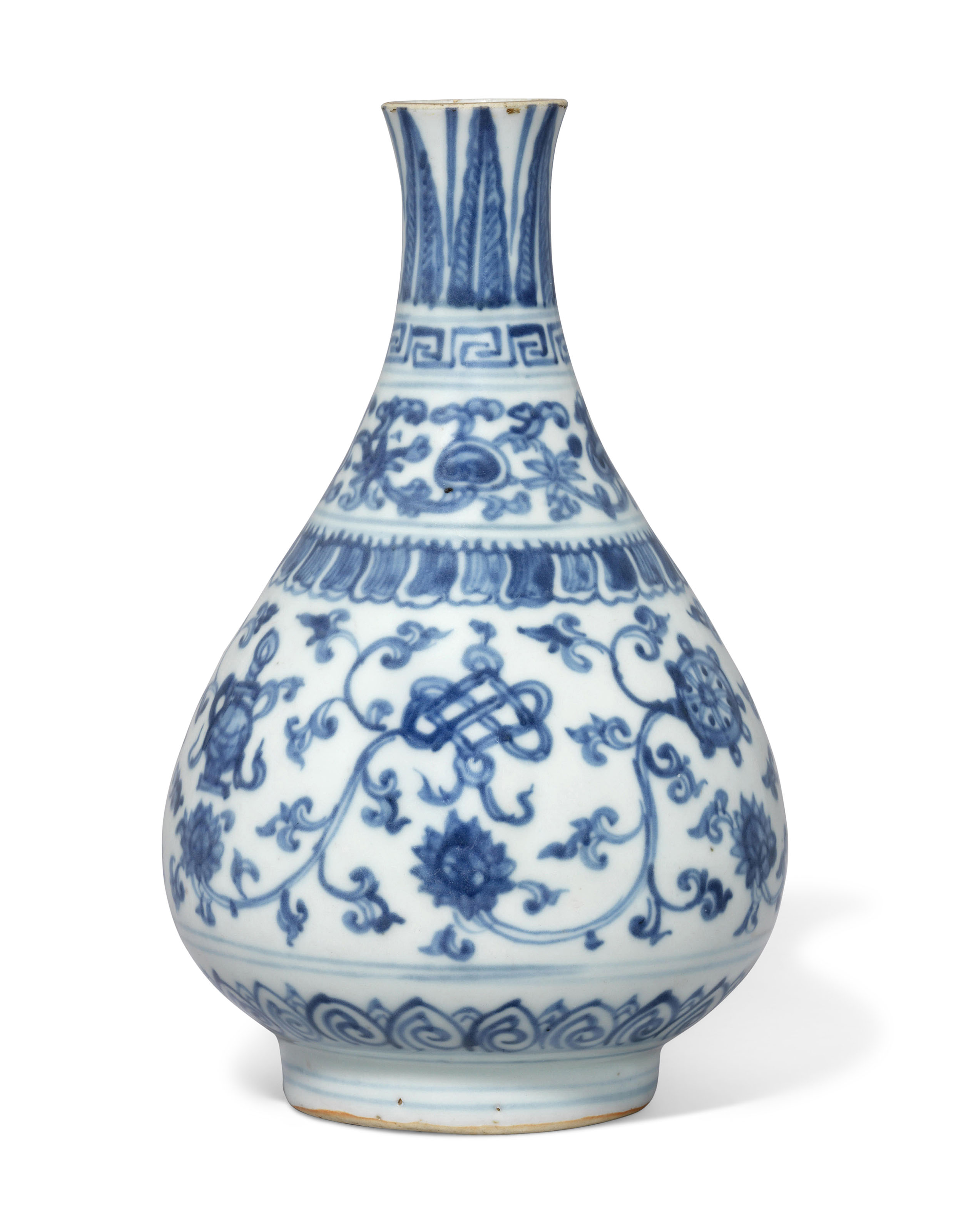 中国　古美術　花瓶　青花缠枝莲纹玉春壶　乾隆年製在銘 明青花八吉祥缠枝莲纹玉壶春瓶, MING DYNASTY (1368-1644) | Christie's