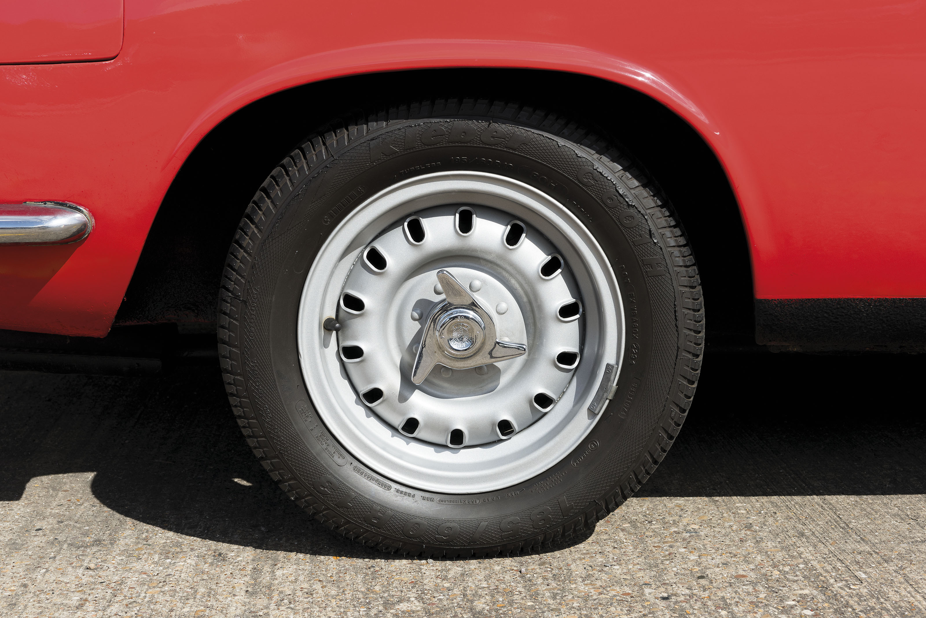 Miniature ASA 1000 GT Spider 1966 – Exem 1/43 – Résine Gris Métal – Neuve Italie