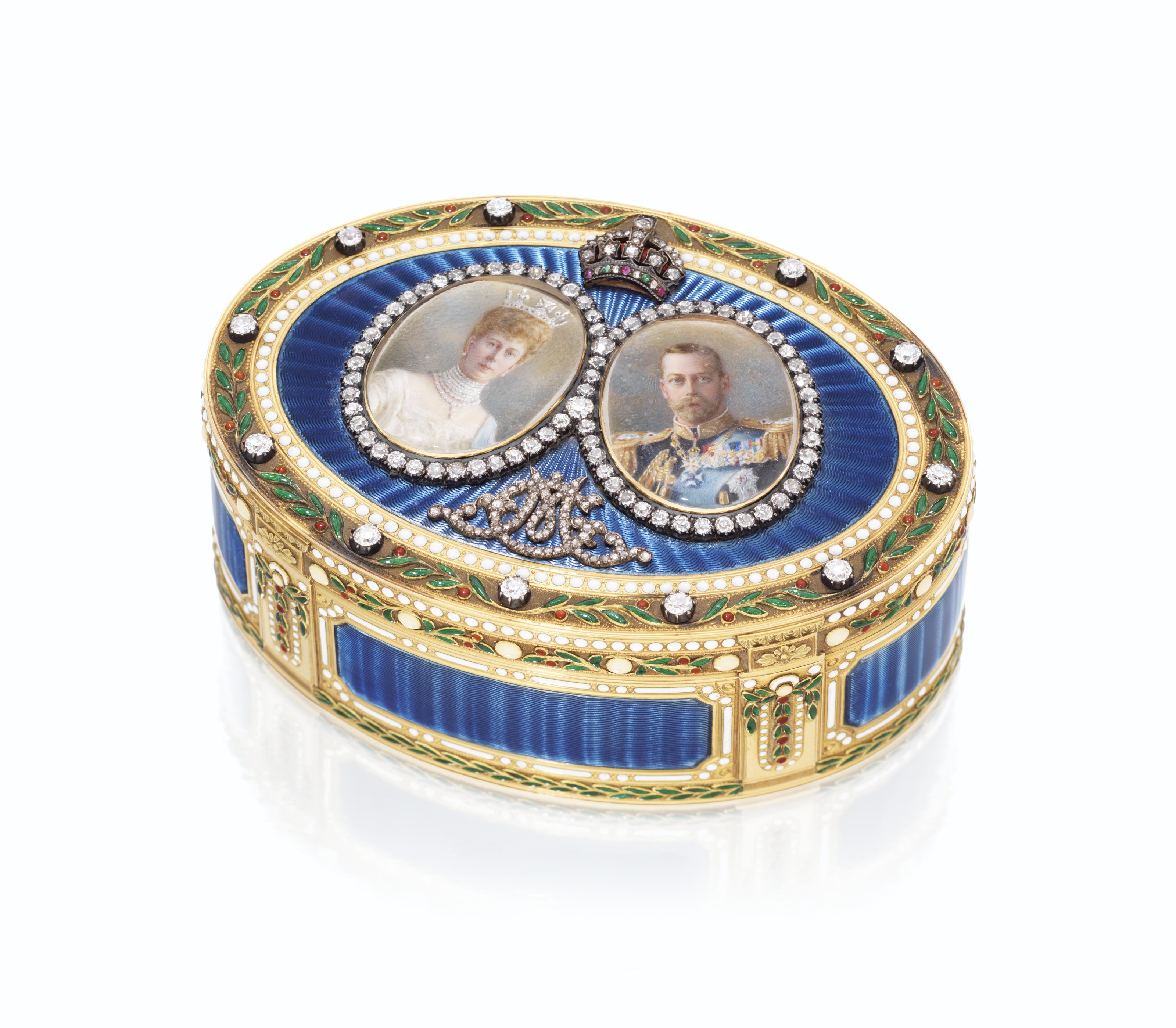 A George V jewelled enamelled gold royal presentation snuff-box, Mark of Sebastian Garrard, London, 1911. 3⅜  in (85  mm) wide. Estimate: £30,000-50,000. Offered in Property from Descendants of Their Majesties King George V and Queen Mary on 13 December 2019 at Christie’s in London