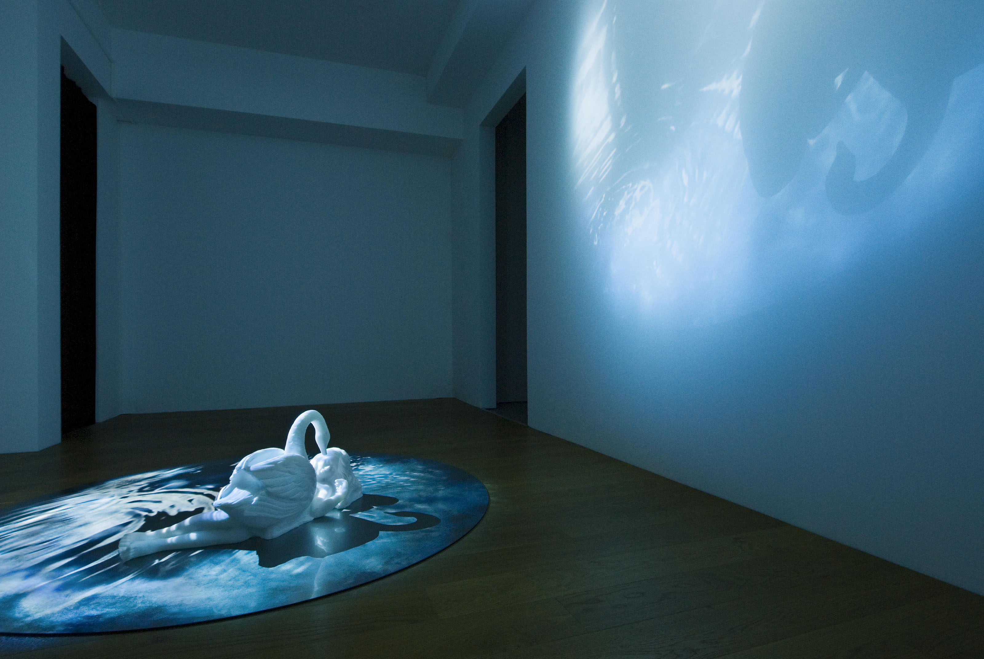 Mat Collishaw (b. 1966), Leda and the Swan Christie’s
