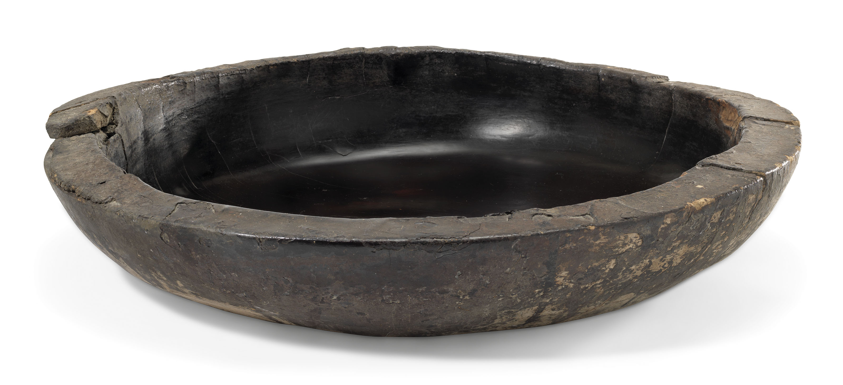 A LARGE JAPANESE WOOD BOWL FOR MIXING LACQUER , EDO MEIJI PERIOD
