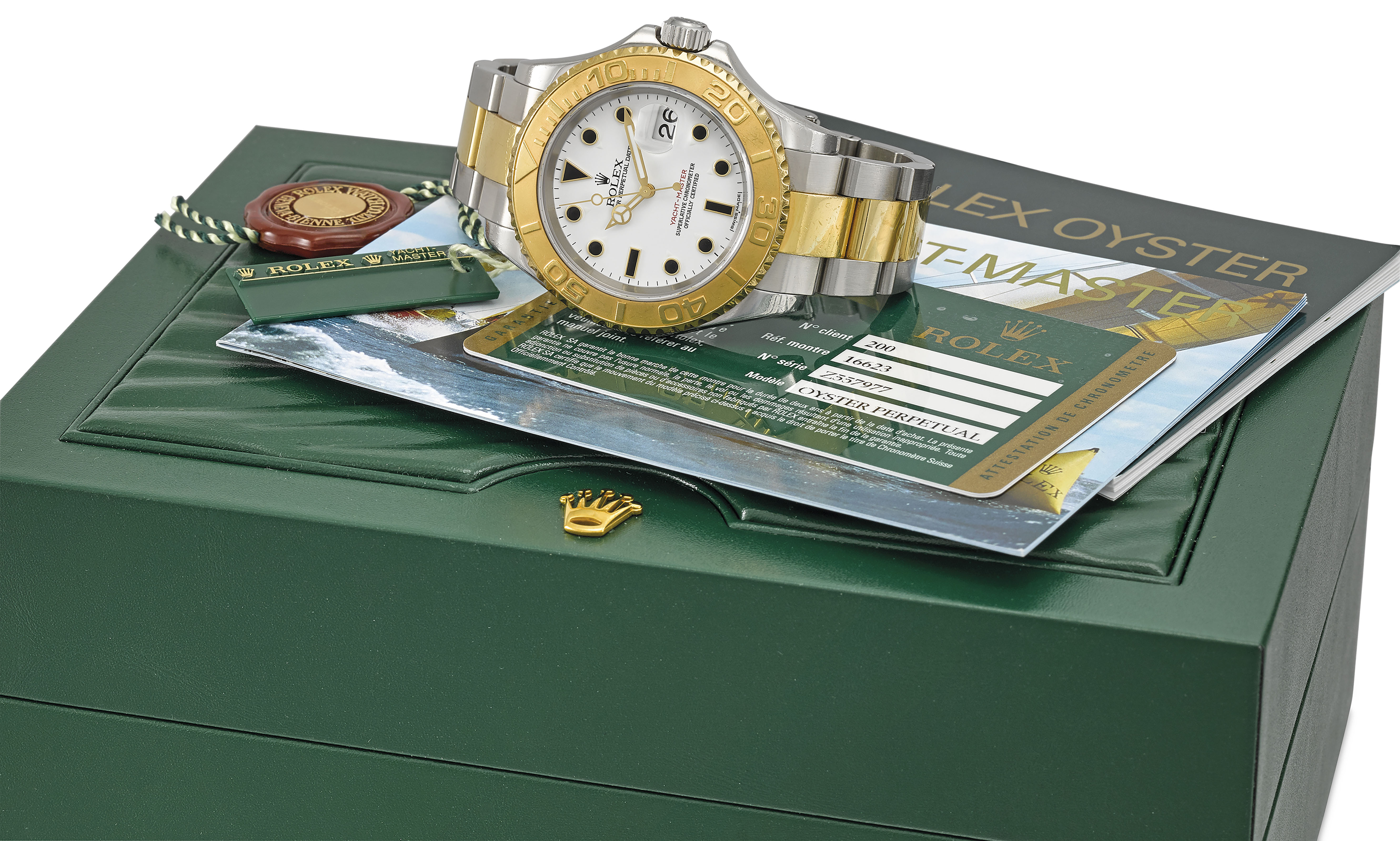 ROLEX. A VERY FINE AND RARE 18K GOLD AUTOMATIC CHRONOGRAPH