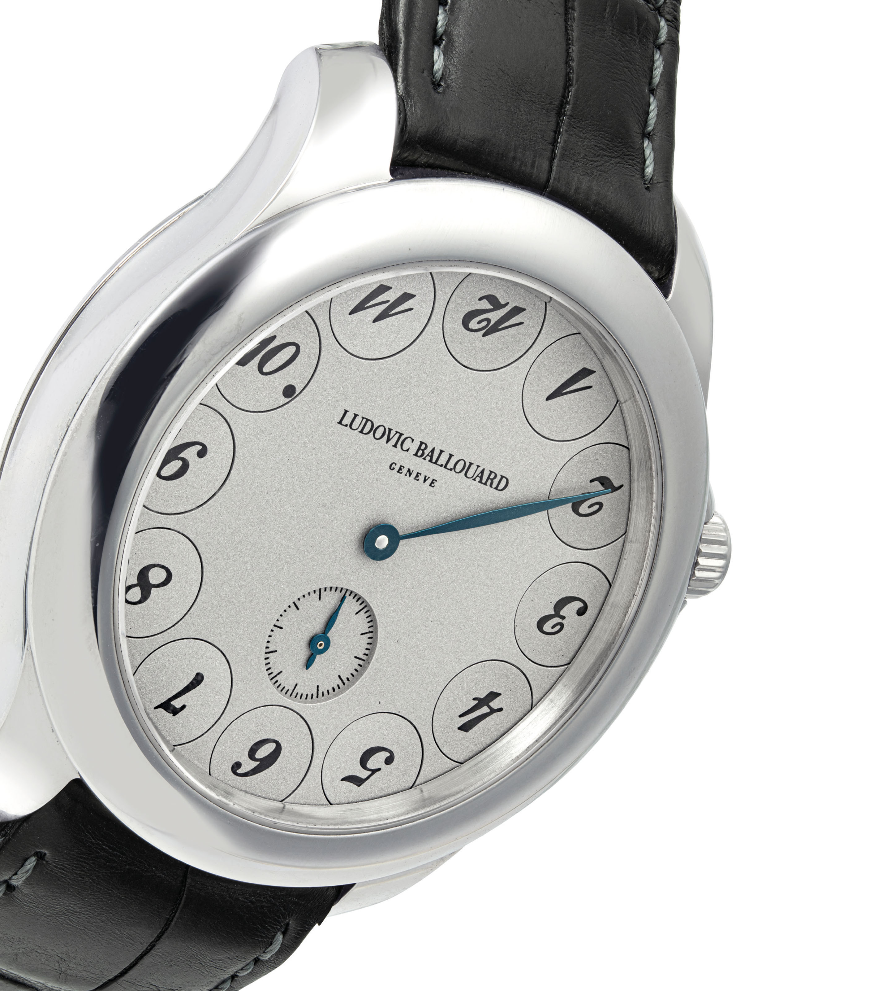 LUDOVIC BALLOUARD. A FINE, RARE AND UNUSUAL PLATINUM WRISTWATCH WITH  “UPSIDE DOWN” DIAL