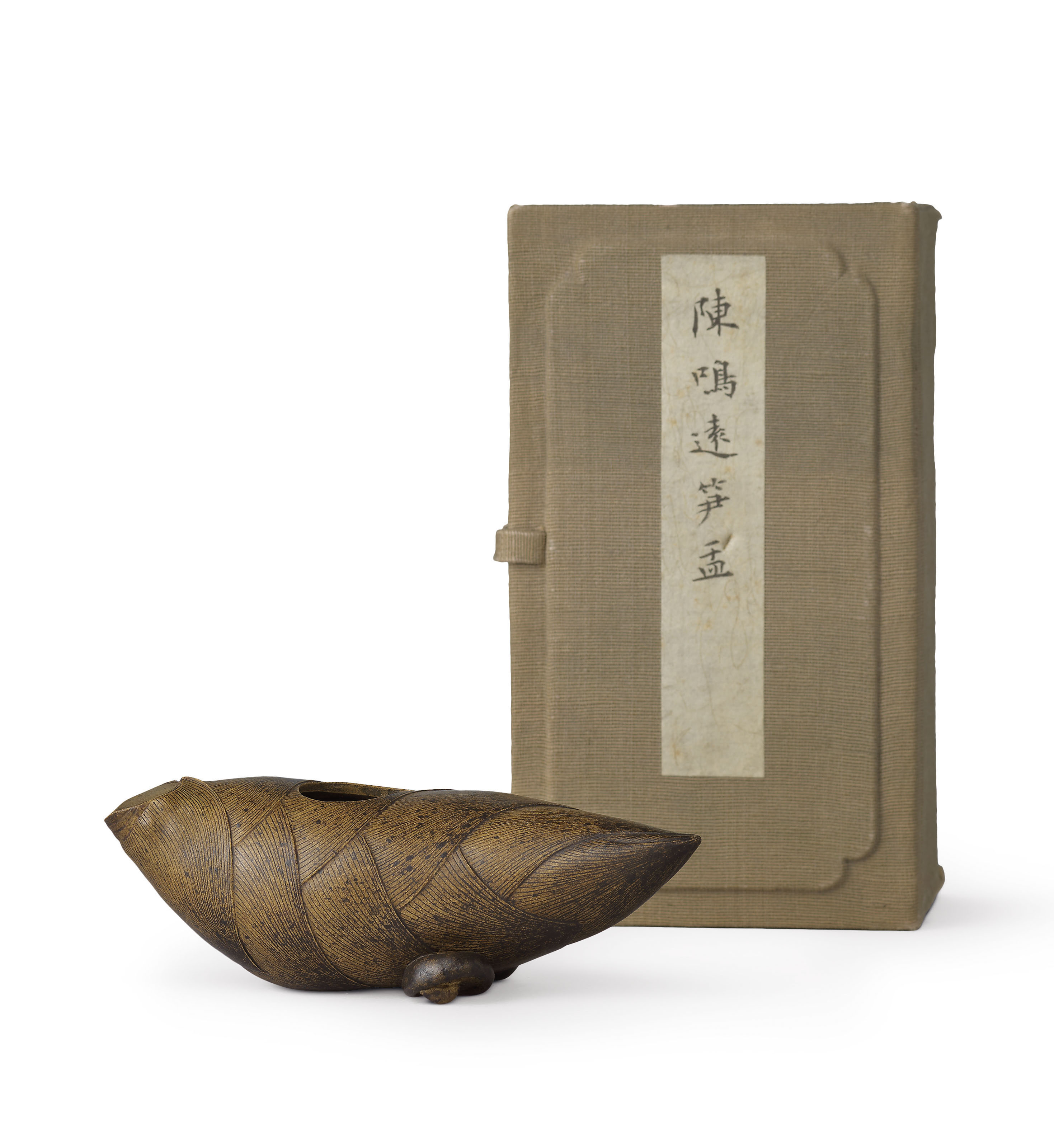 古竹彫 手彫り松鶴 筆立 文房具 ペン立て 書道具 筆筒 中国美術WWWT046 古竹彫 手彫り松鶴 筆立 文房具 ペン立て 書道具 筆筒 中国美術