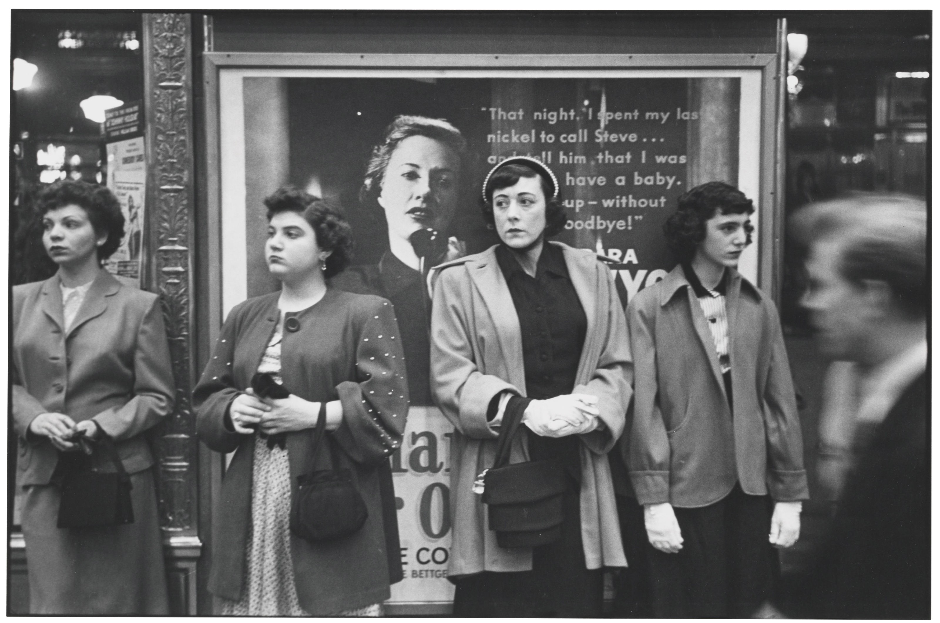 【希少写真集】WEEGEE'S NEW YORK Amazon.com: Weegee's New York: Photographs, 1935-1960