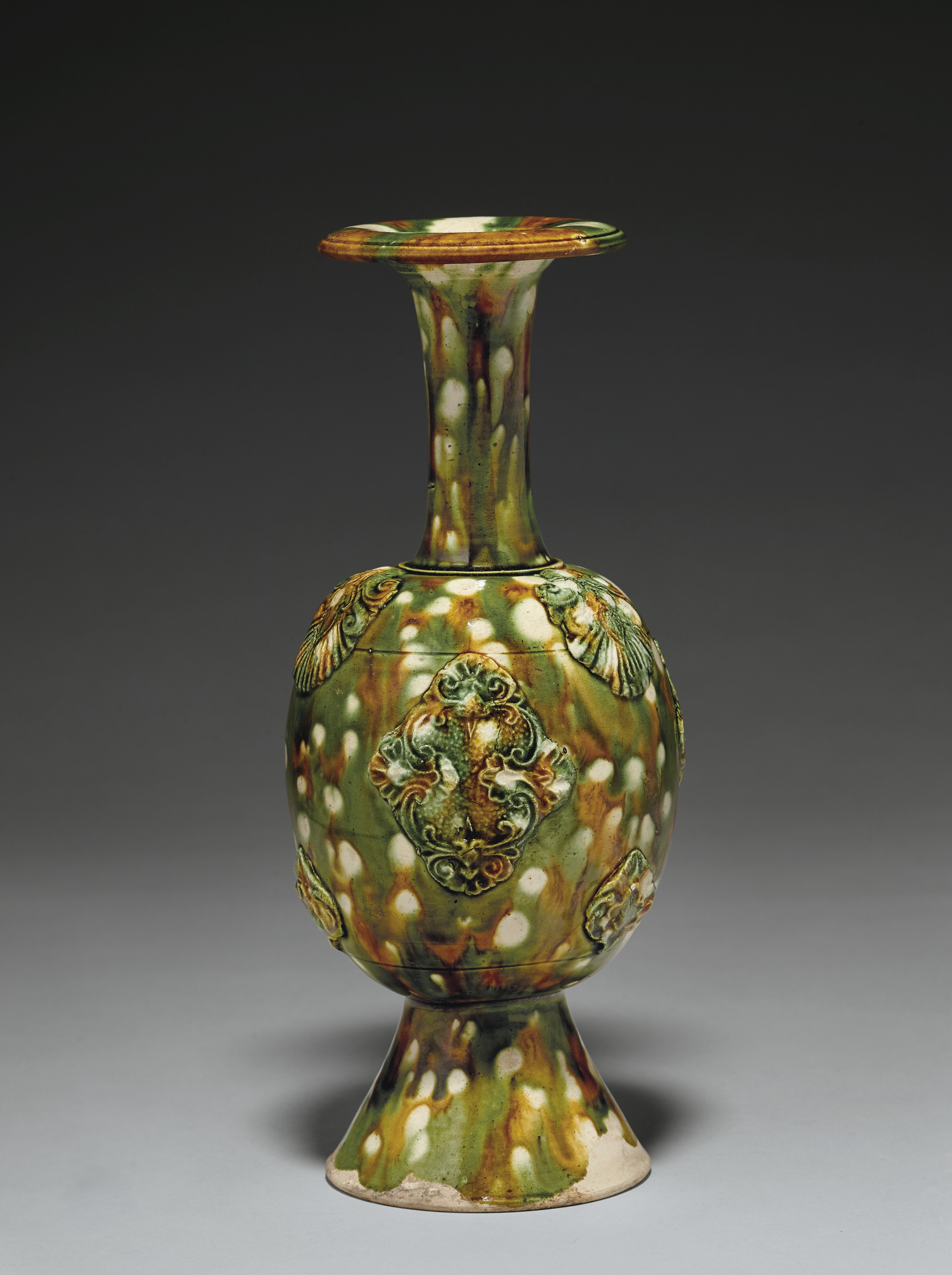 A Rare Sancai Glazed Bottle Vase Tang Dynasty Ad 618 907