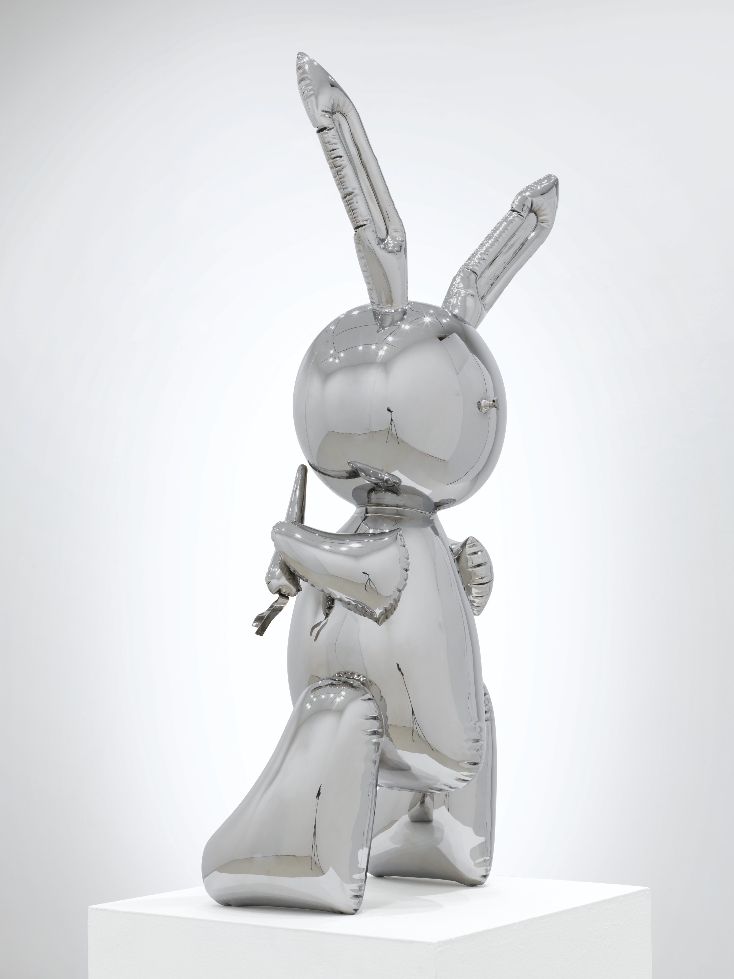 Famous artist jeff koons stainless steel rabbit sculpture