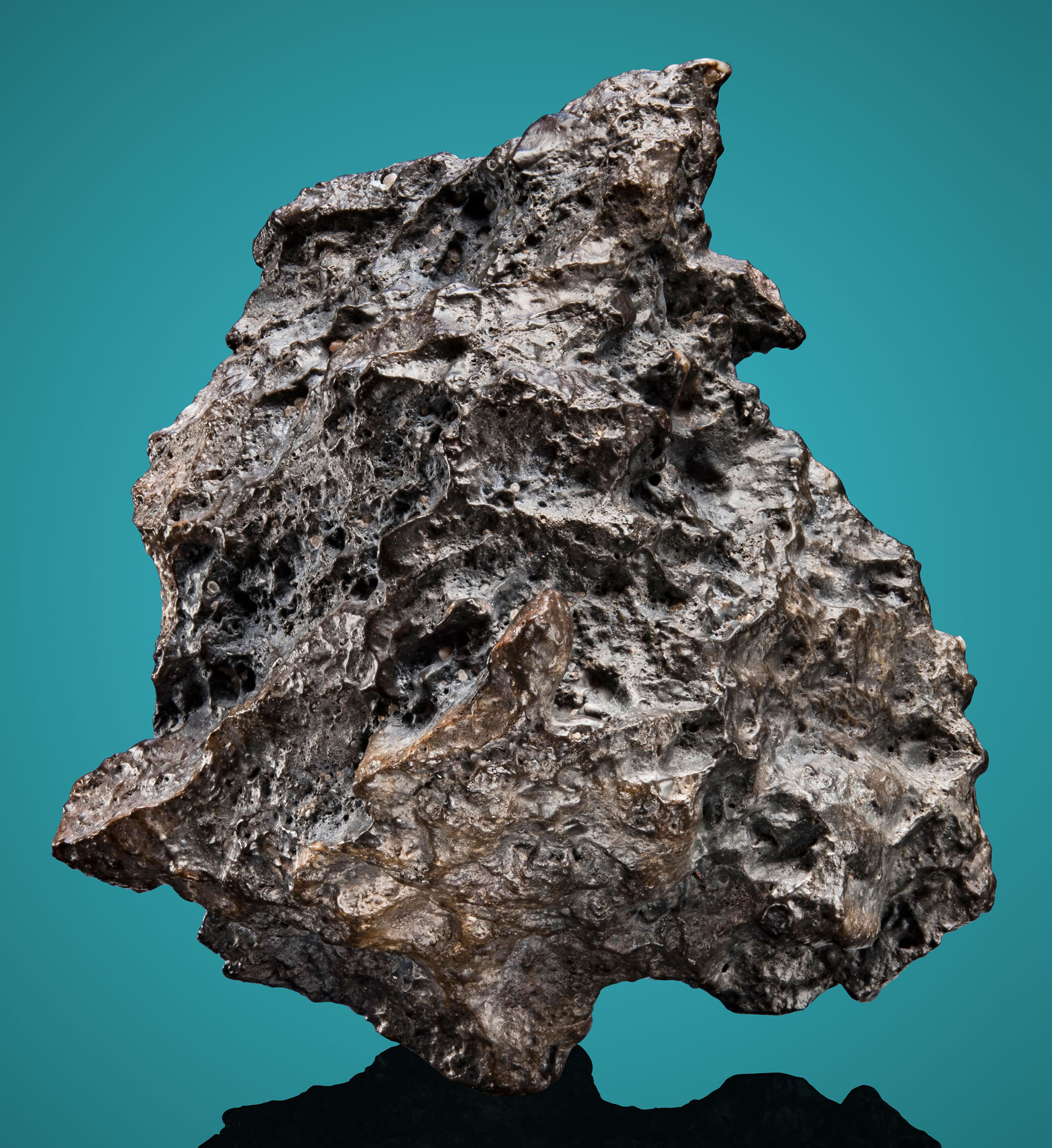 A COMPLETE MOON ROCK NWA 10495