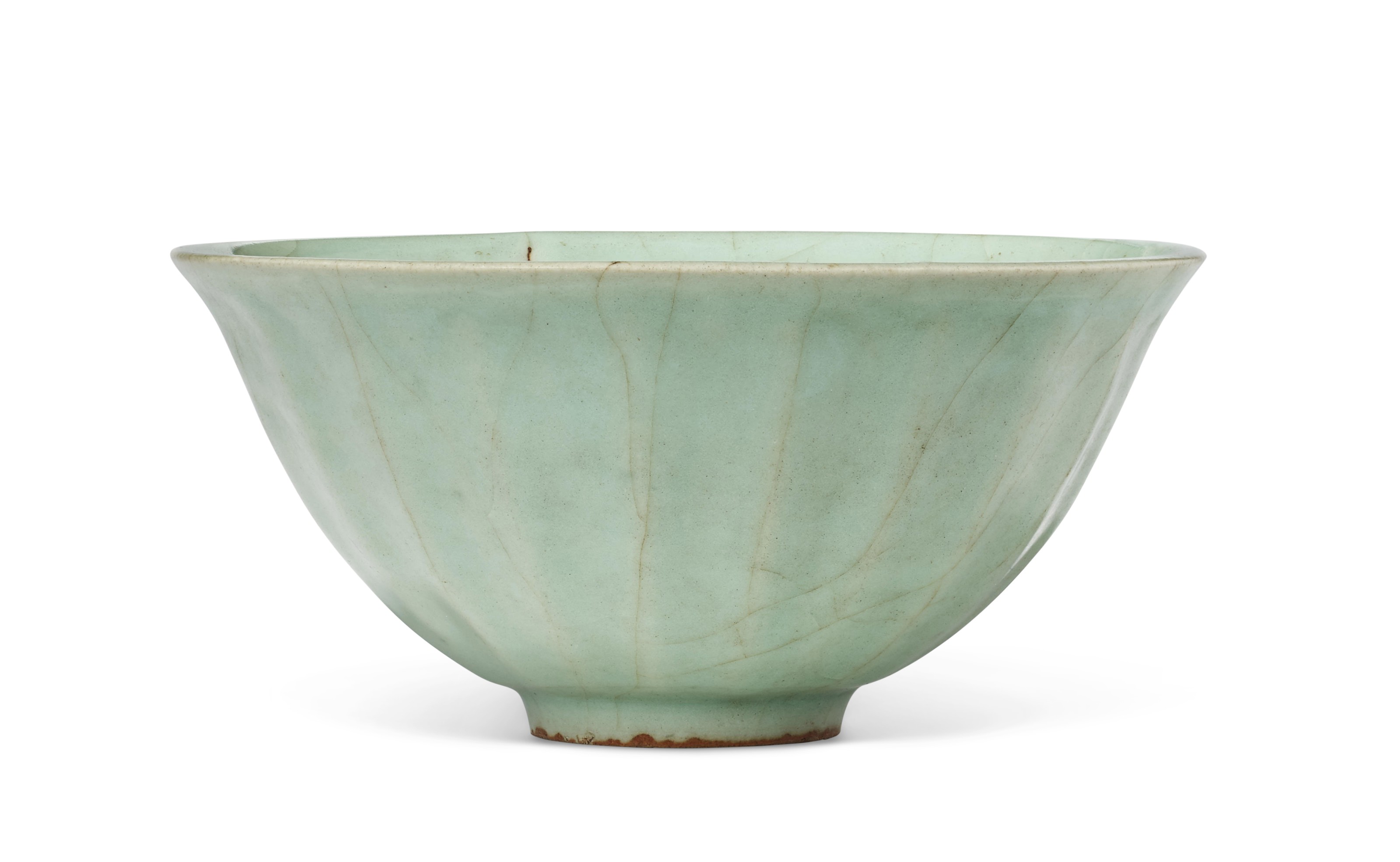 豊富な，2025】 ZK093 時代物 青釉暗刻蓮瓣紋盤・青釉蓮