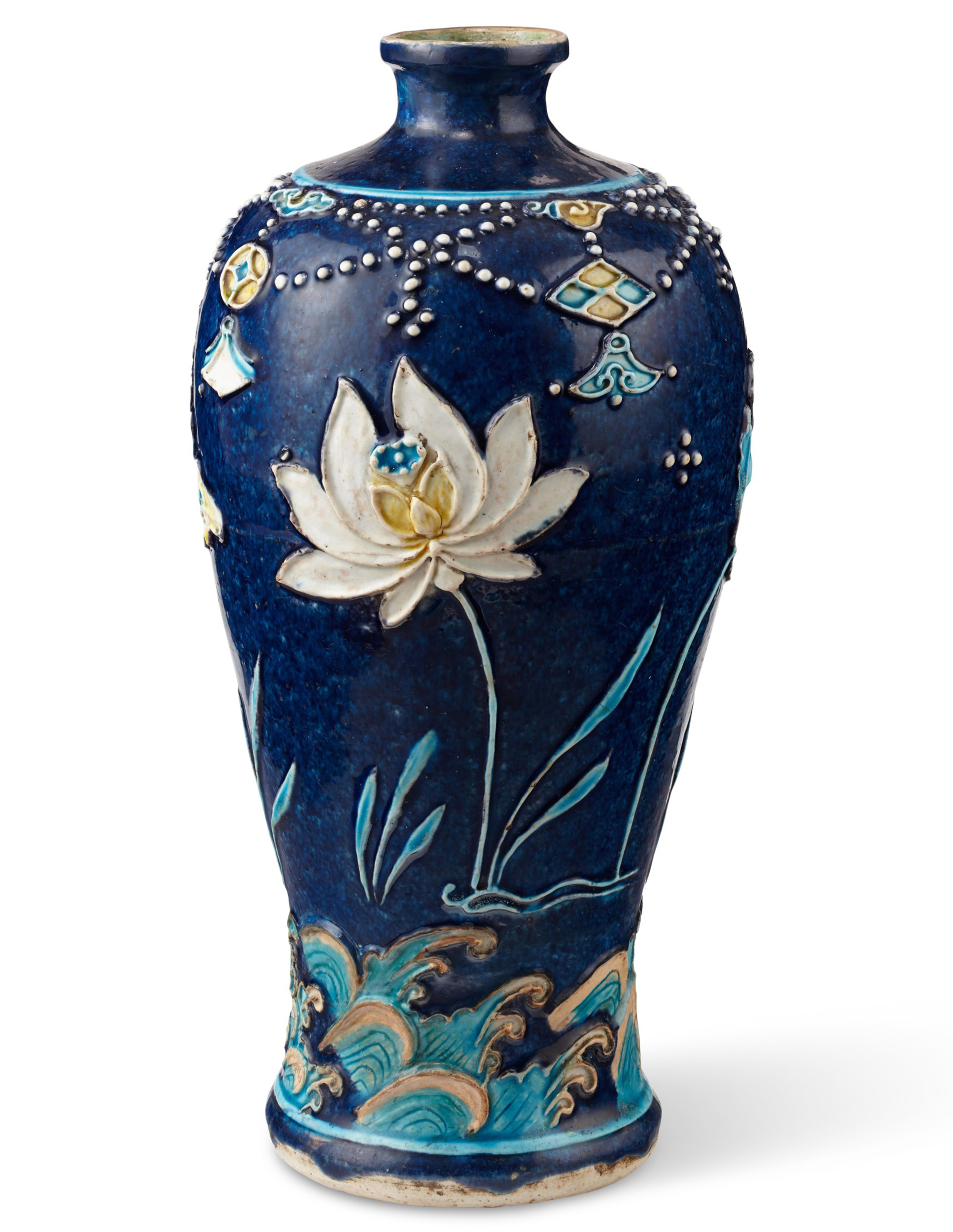 A FAHUA 'LOTUS' VASE, MEIPING, MING DYNASTY (13681644) Christie’s