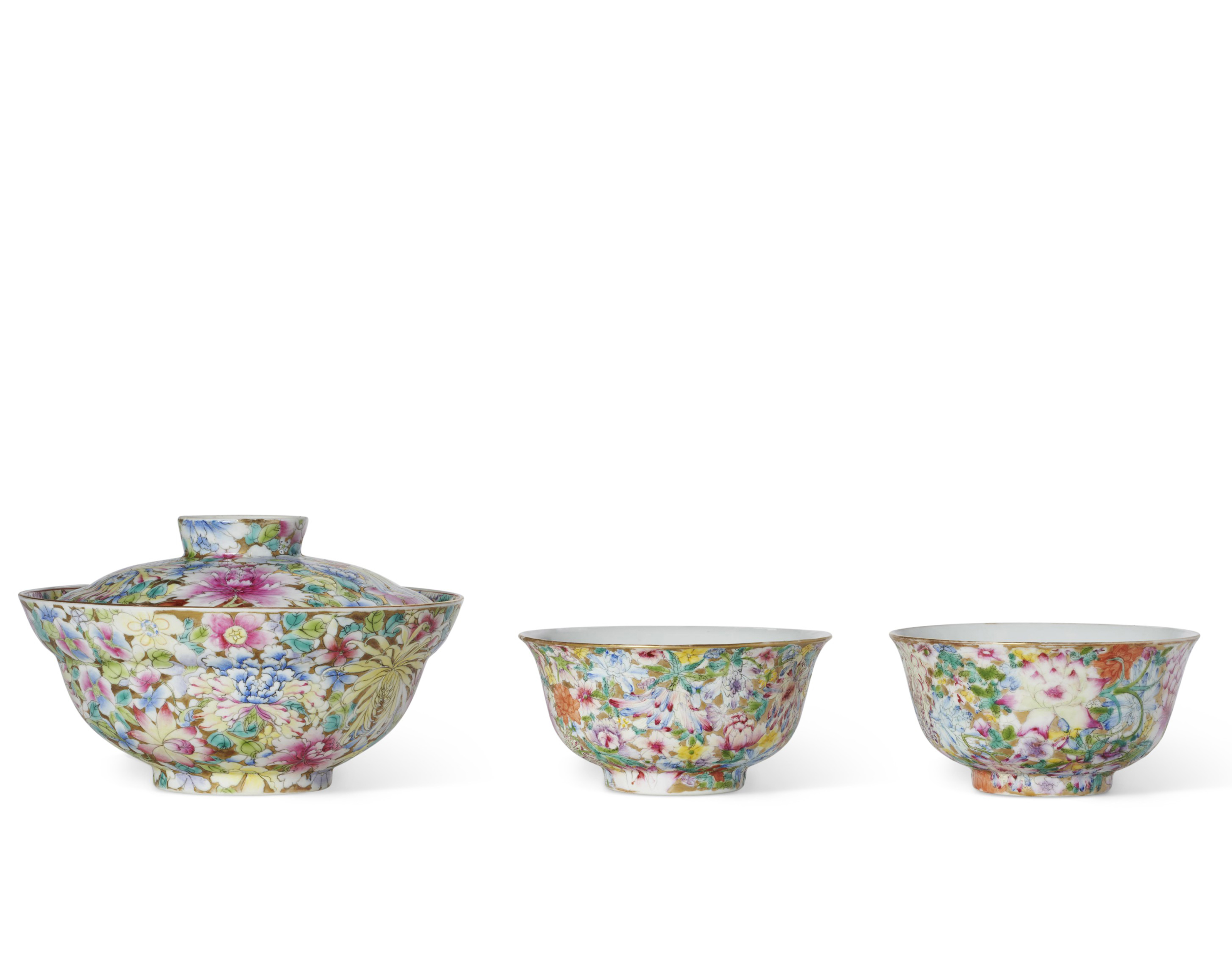 清光绪粉彩百花不落地碗三件及盖一件, GUANGXU SIX-CHARACTER MARKS IN