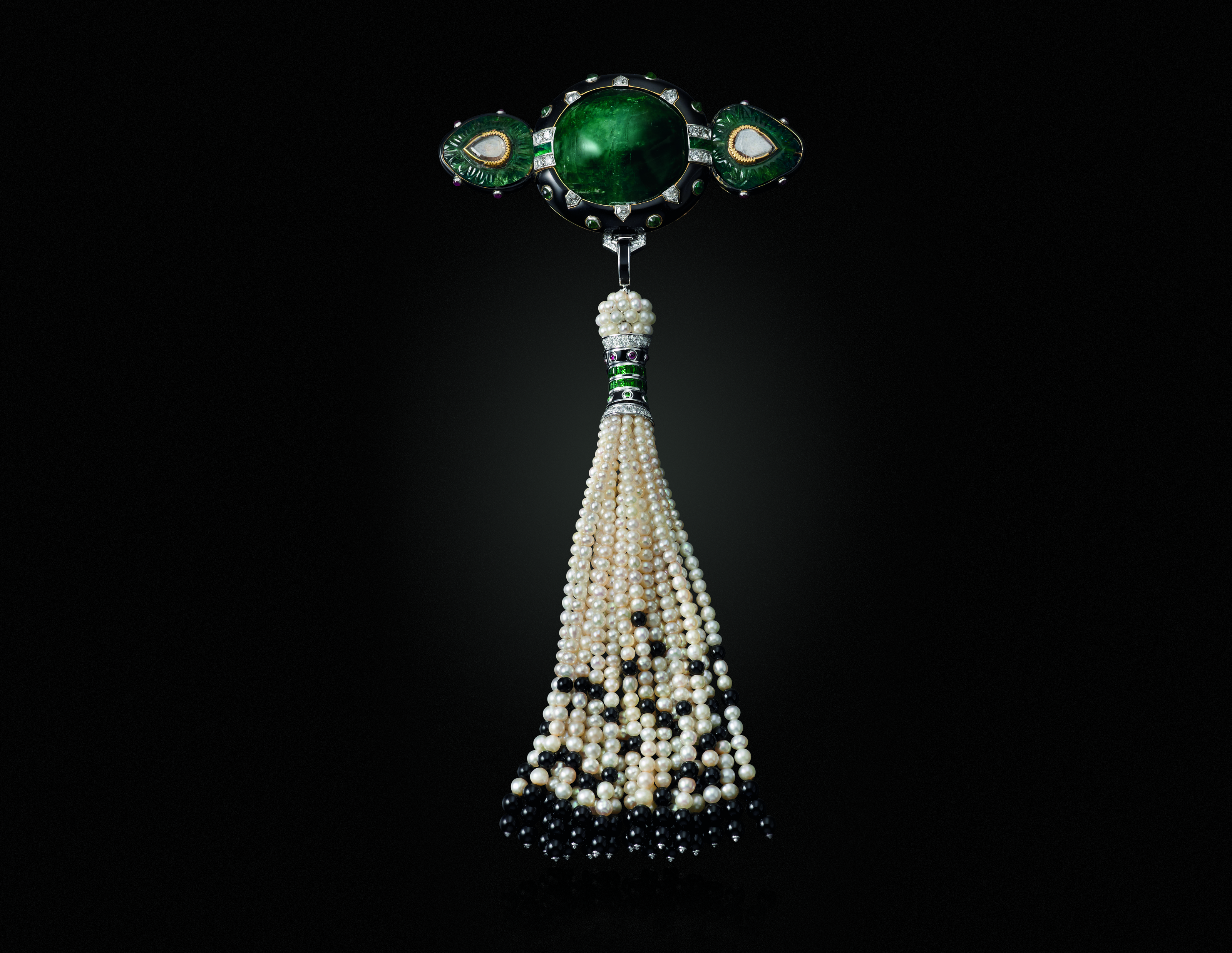 shoulder brooch